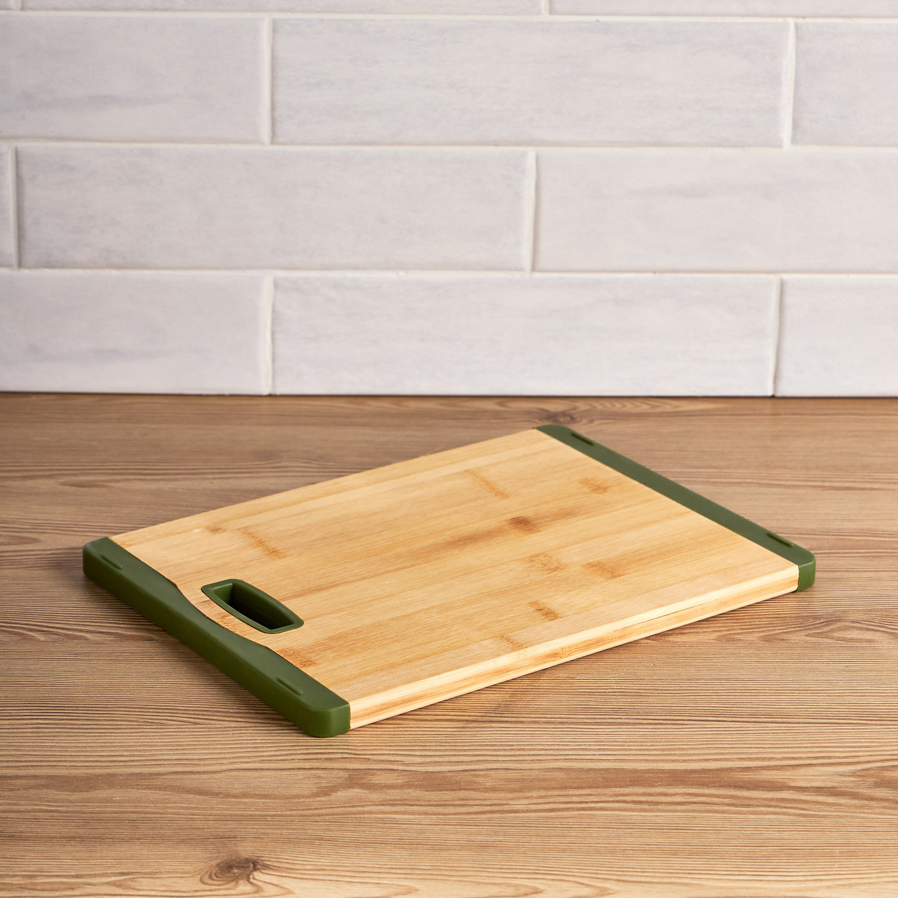 Naturelle Cutting Board - 23x31cm-household-kitchen-kitchentoolsandutensils-cuttingboards-image-1