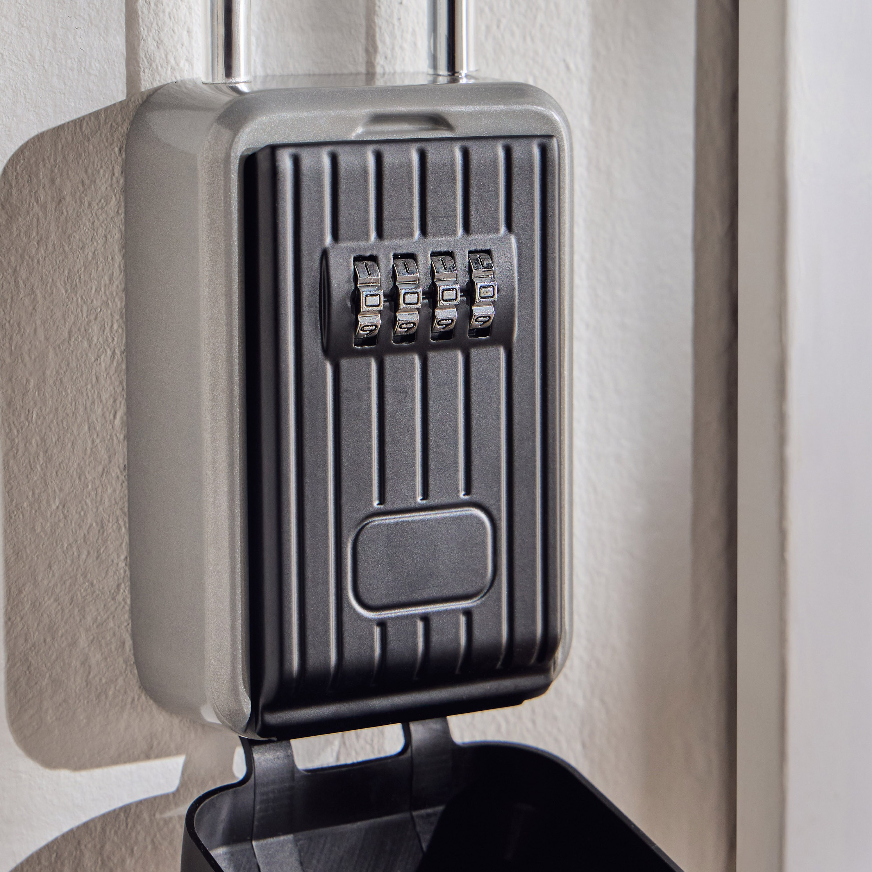 خزنة مفاتيح إلكترونية - إنسبشن-household-storage-storagesolutions-storageboxesandbaskets-image-4