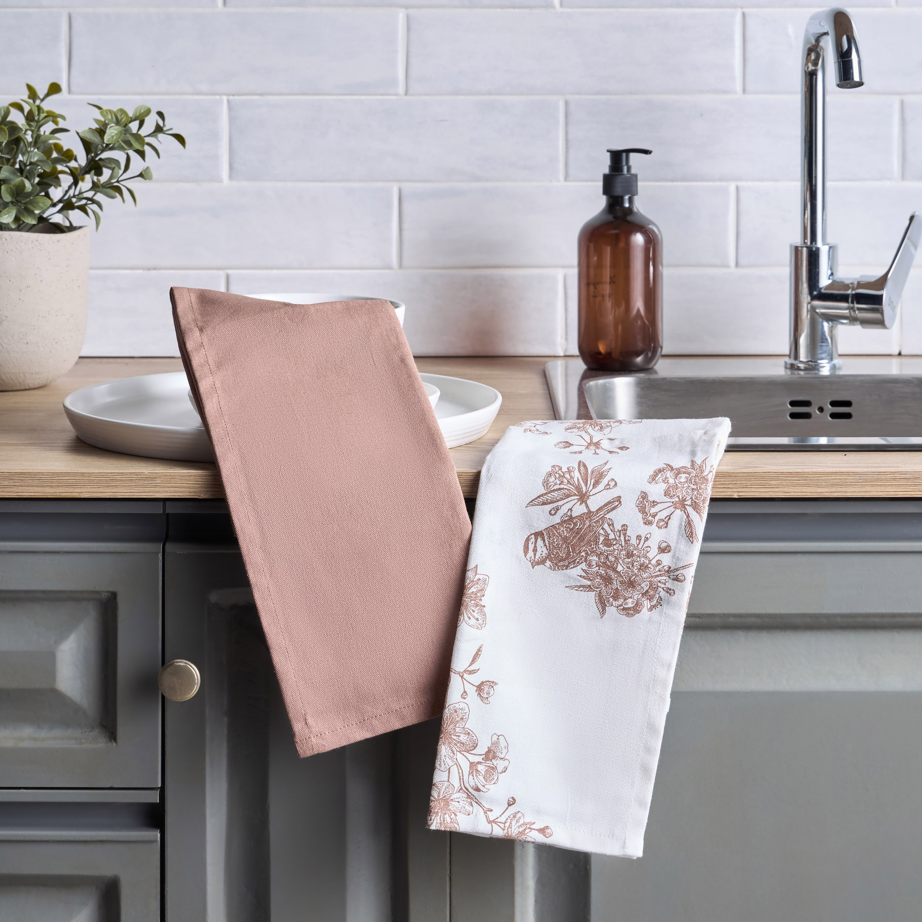 Heritage 2-Piece Kitchen Towel Set - 45x65 cm-household-kitchen-kitchenlinen-kitchentowelsandlinen-image-1