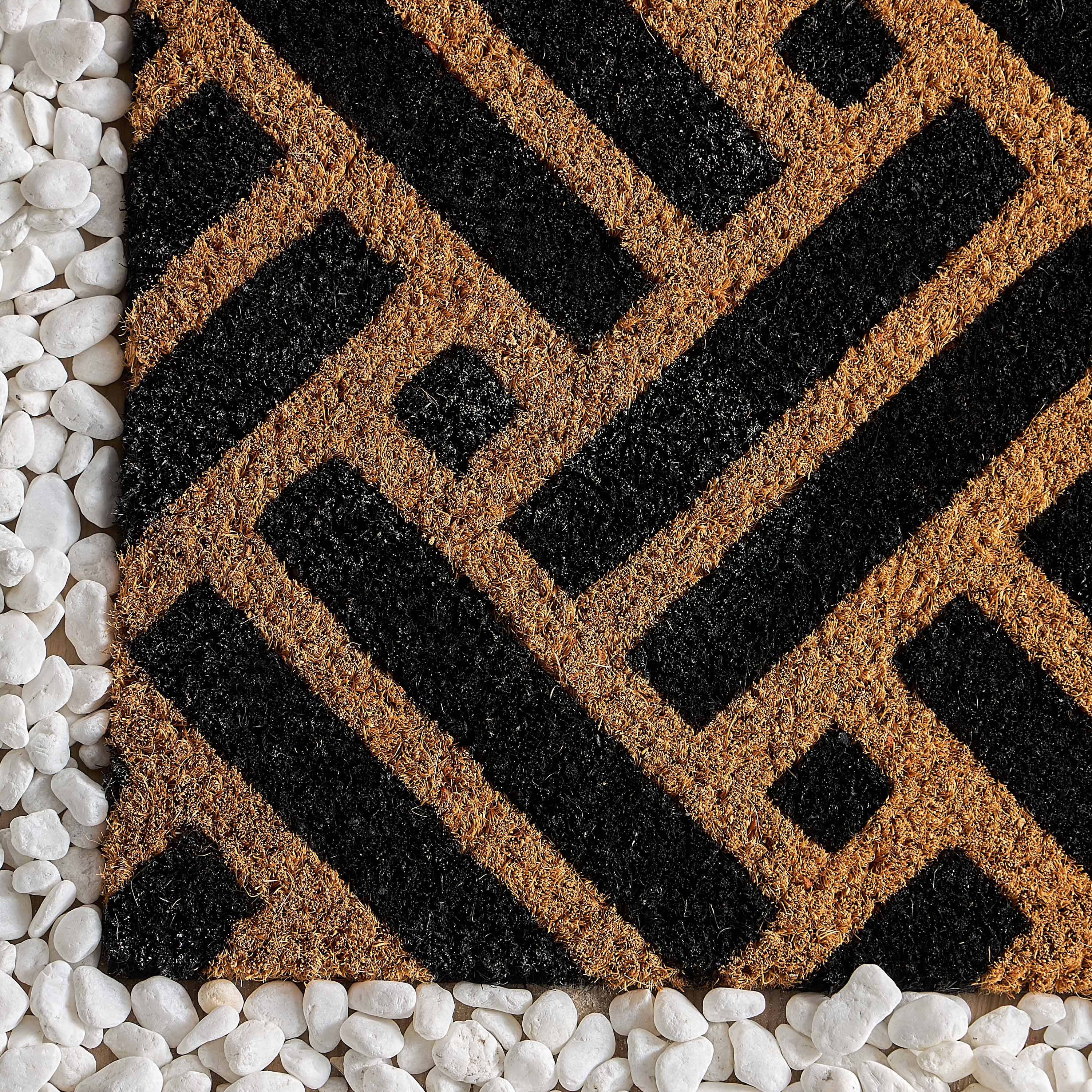 سجادة باب بتصميم هندسي - 45x75 سم-household-rugsandcarpets-doormats-image-2