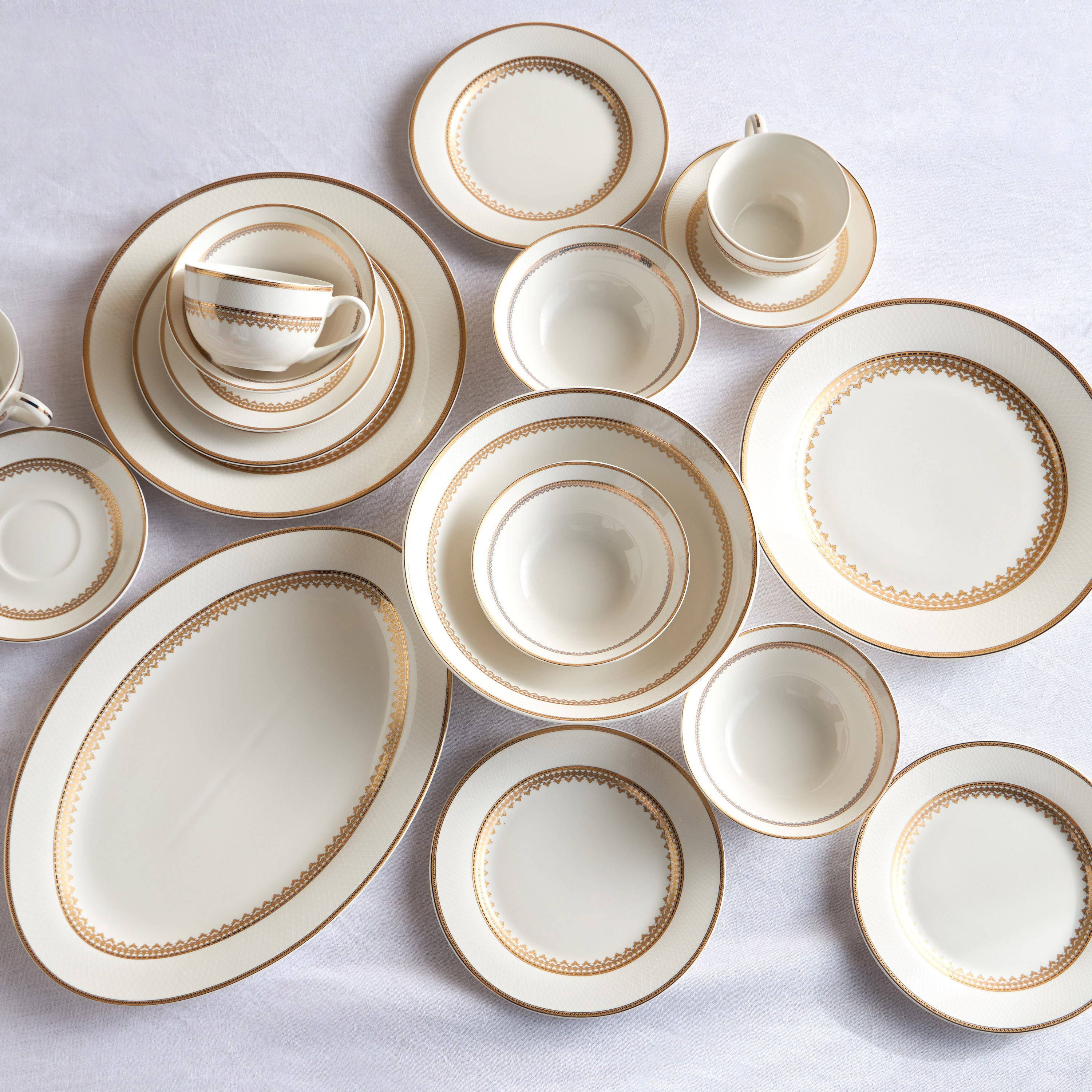 طقم عشاء 32 قطعة من خزف نيو بون الفاخر - بالامبور- 6 أشخاص-household-dining-dinnerware-dinnersets-image-1
