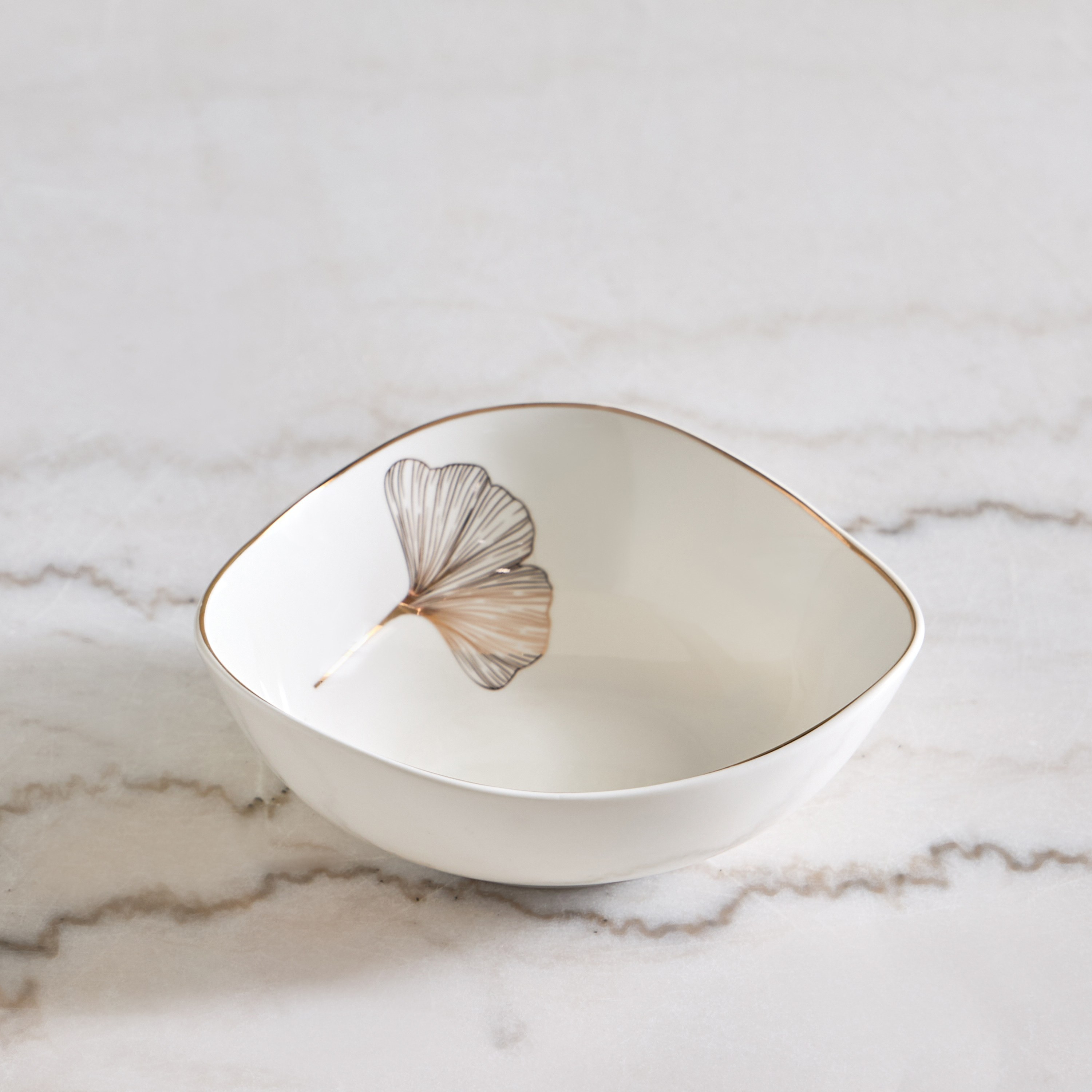 Gingko Porcelain Serve Bowl - 14 cm