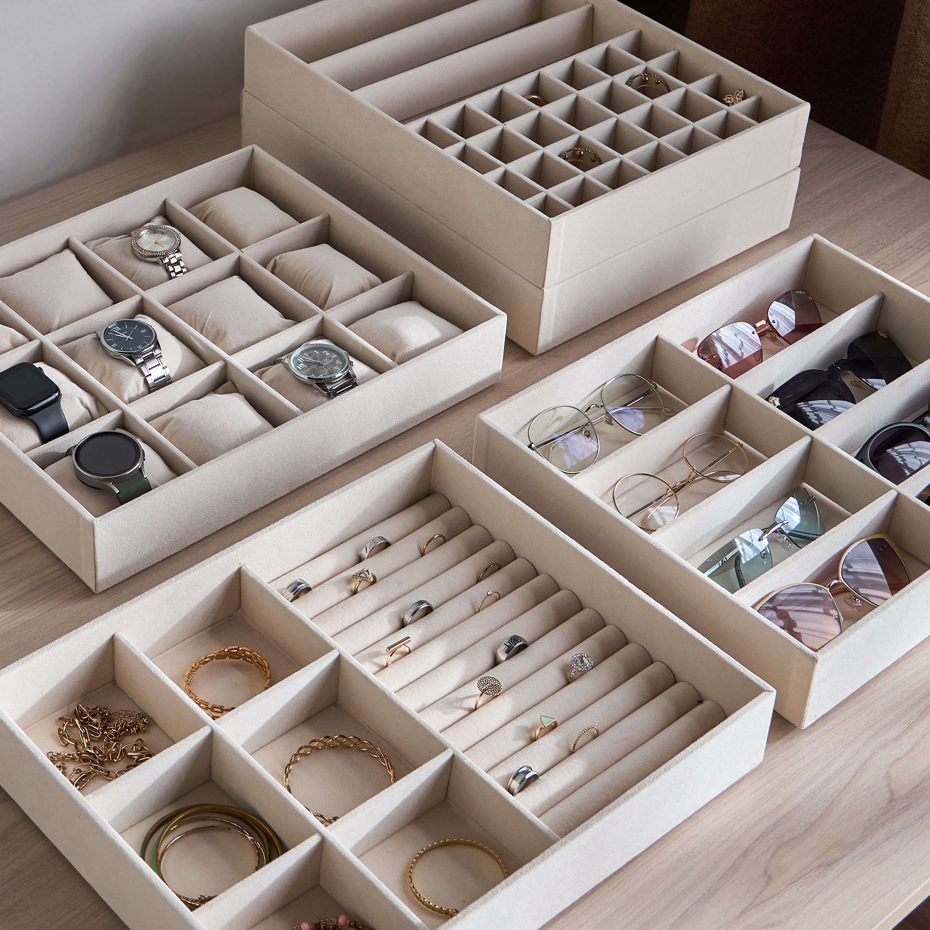 صينية ساعات 12 قسمًا - فلوسكي-household-storage-jewelleryorganizing-jewellerytrays-image-8