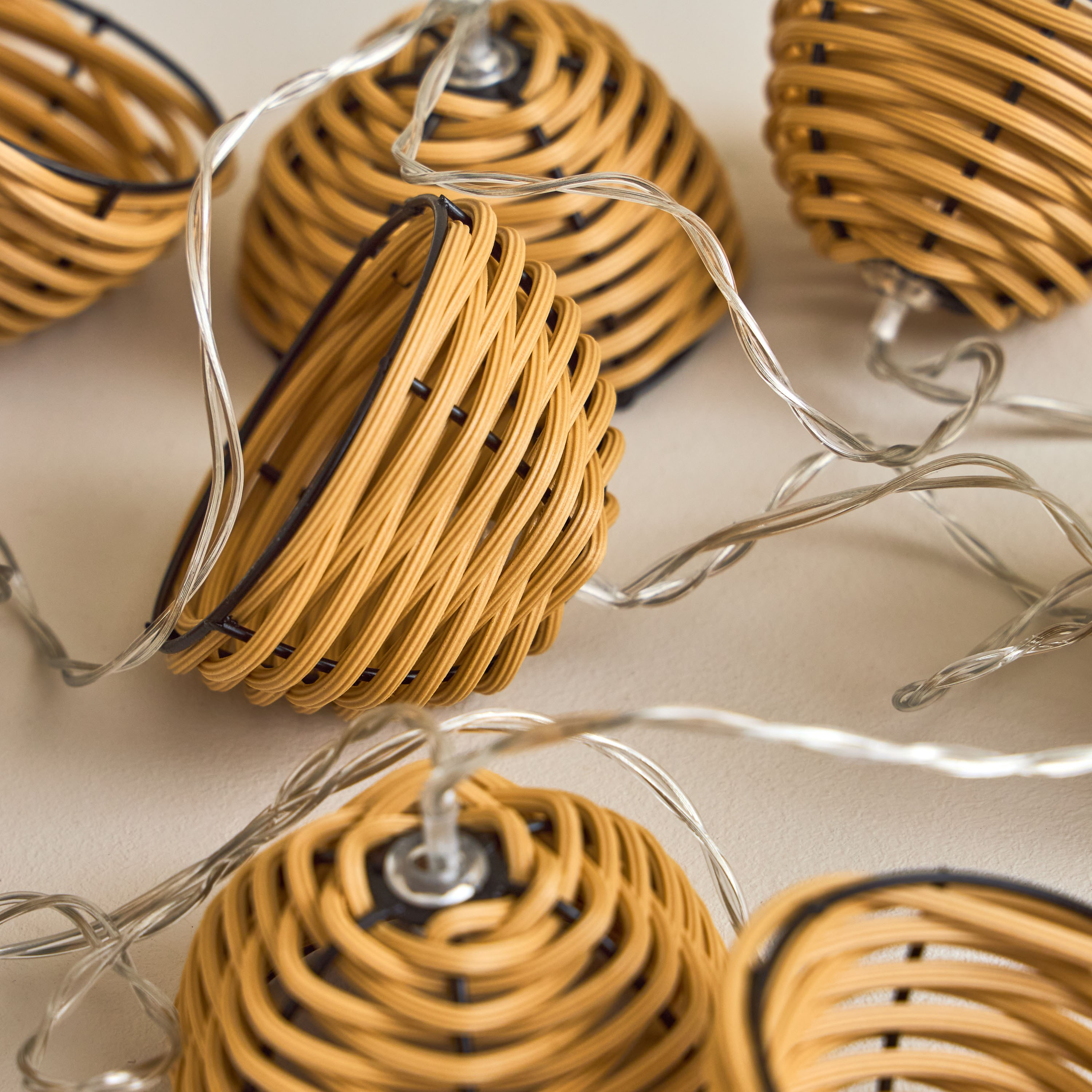 Belle 10-LED String Light - 200 cm-household-lighting-decorativelighting-stringlights-image-3