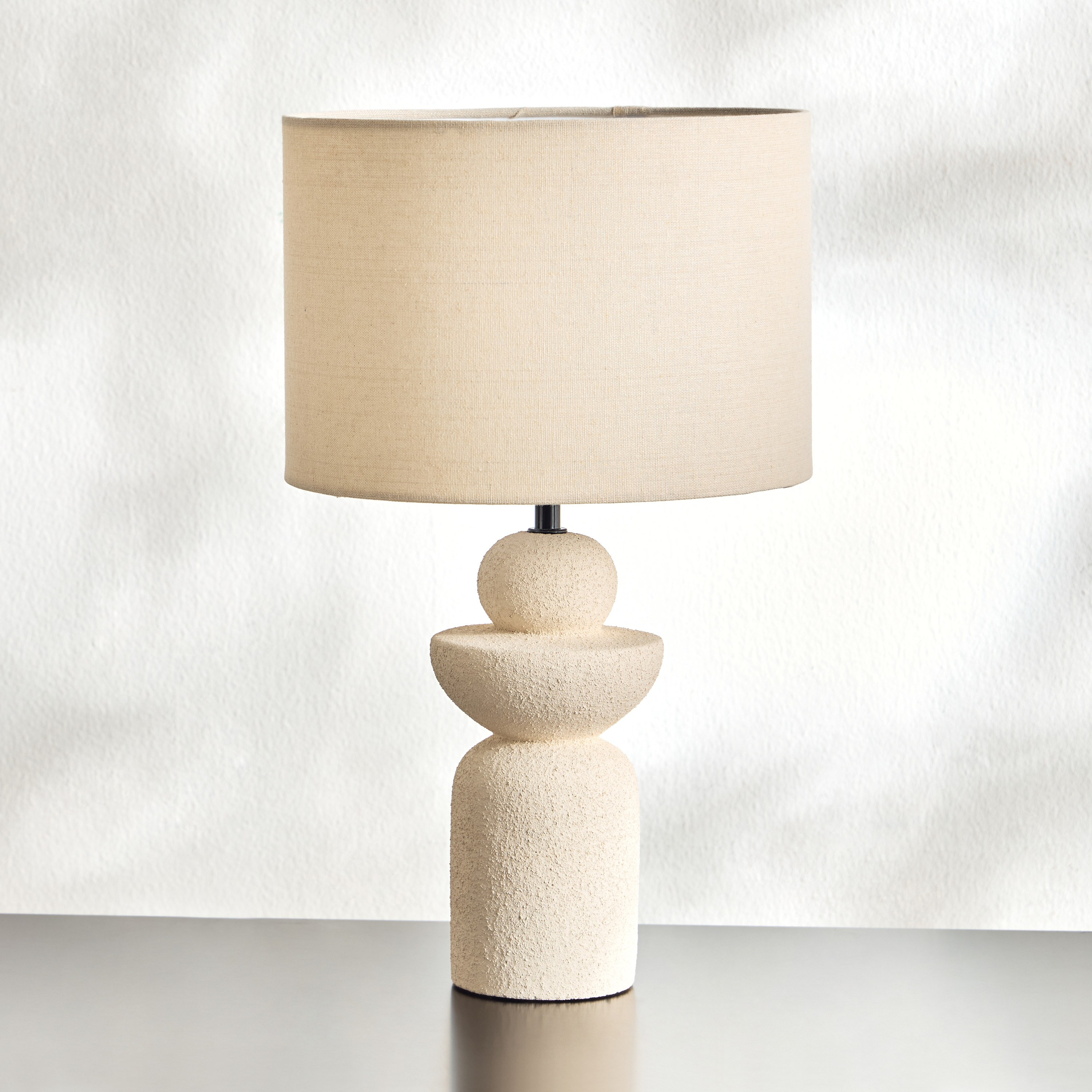 Charo Ceramic Table Lamp - 43 cm-household-lighting-tableanddesklamps-image-1