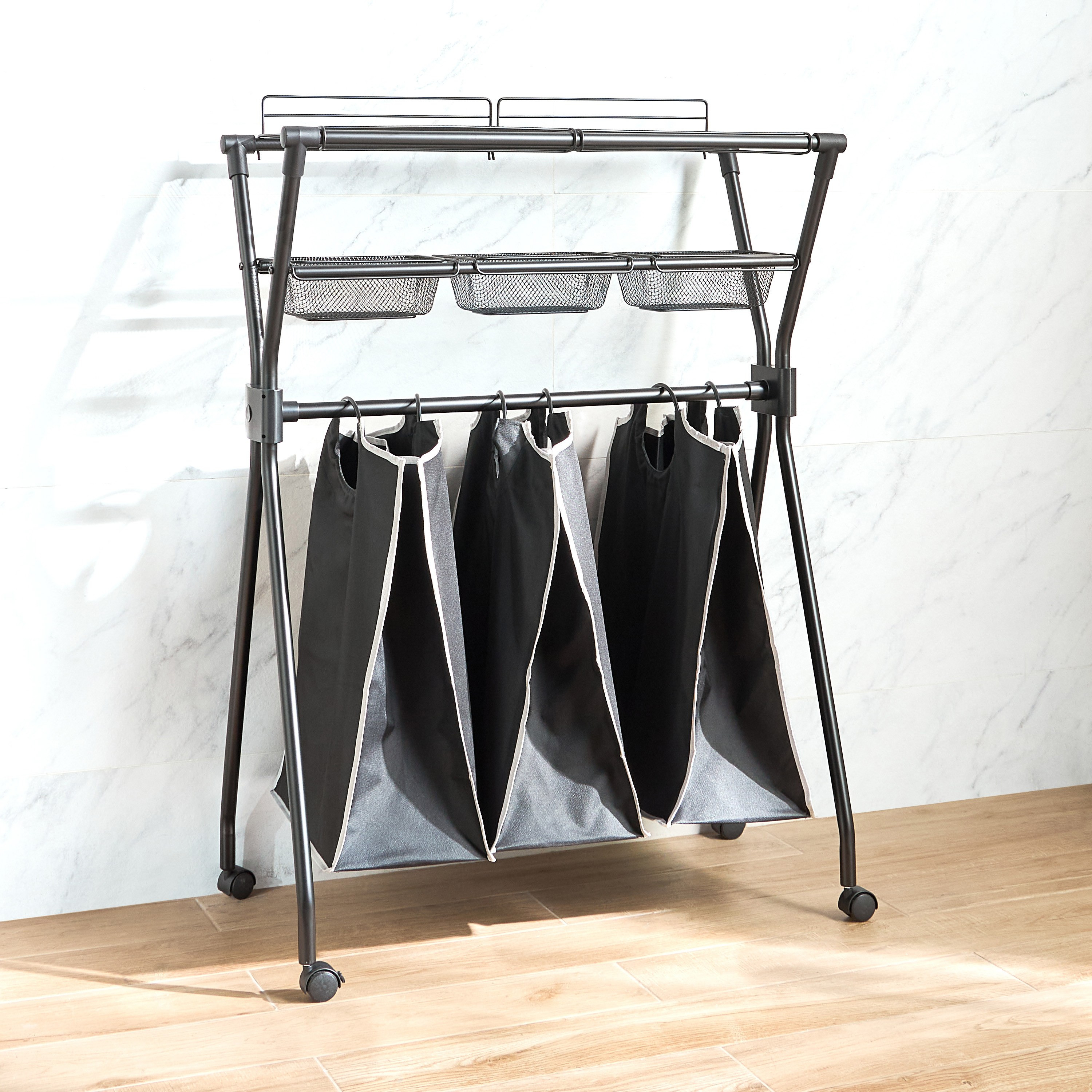 منظم غسيل بـ3 شنط - لوسي-household-bathandlaundry-laundrysolutions-laundryhampers-image-1