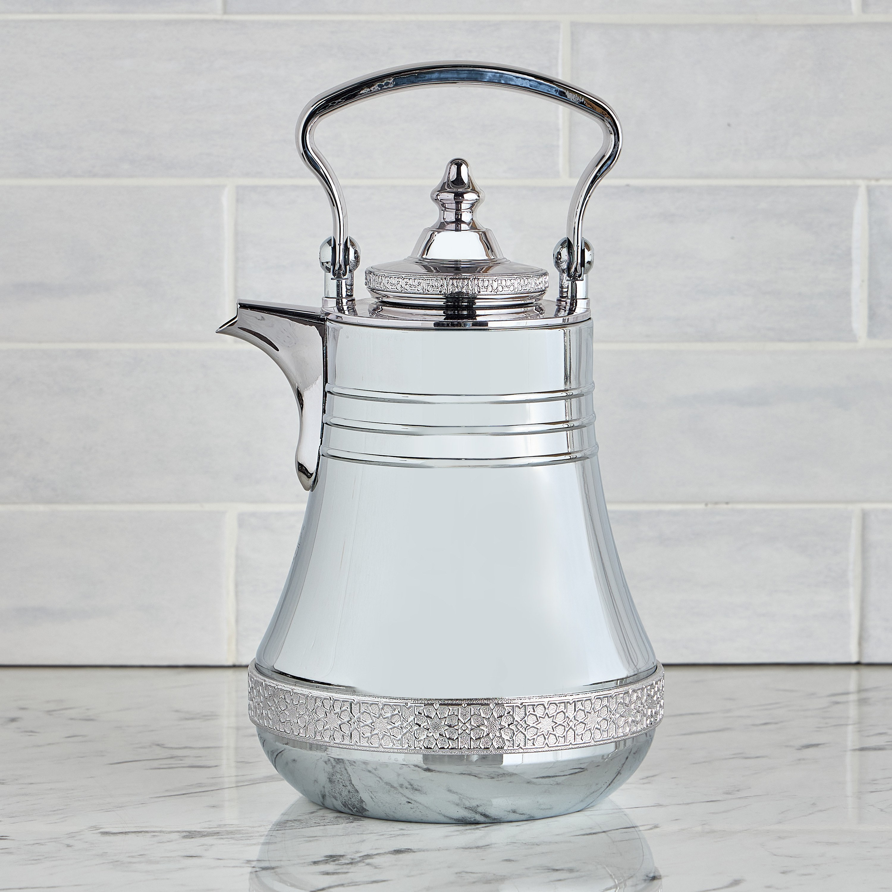 Layla Metal Vacuum Flask - 1 L-household-dining-teaandcoffee-vacuumflaskscoffeeandteapots-image-1