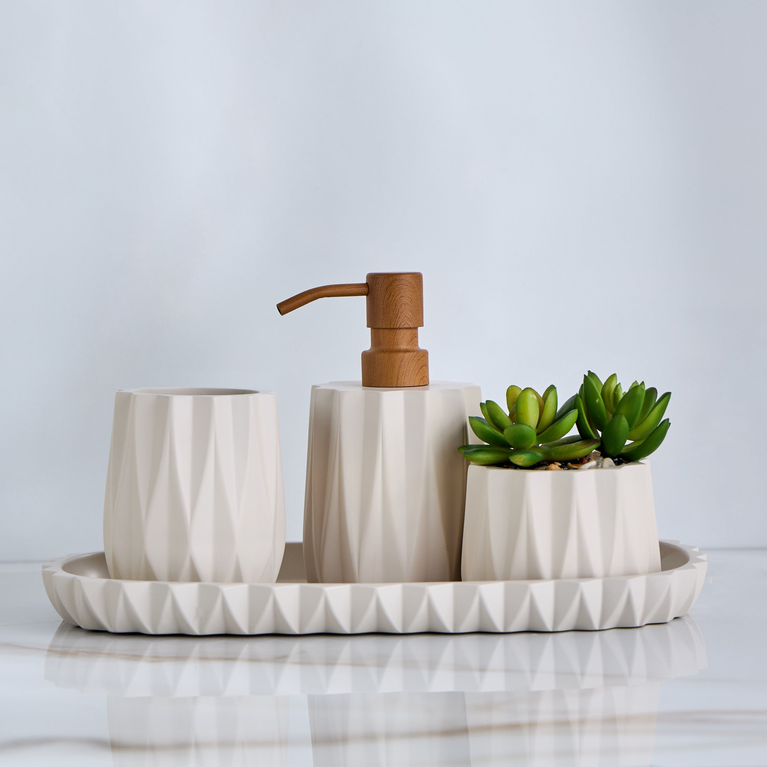 Verona Polyresin 4-Piece Bathroom Accessory Set-household-bathandlaundry-bathaccessories-bathaccessorysets-image-2