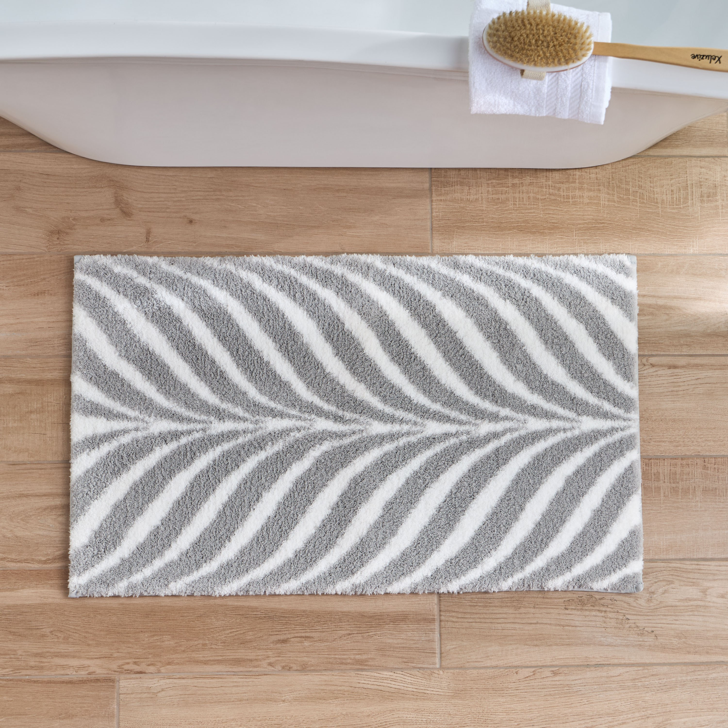Foliage Drylon Bath Mat - 50x80 cm-household-bathandlaundry-bathlinen-bathmatsandtubmats-image-1