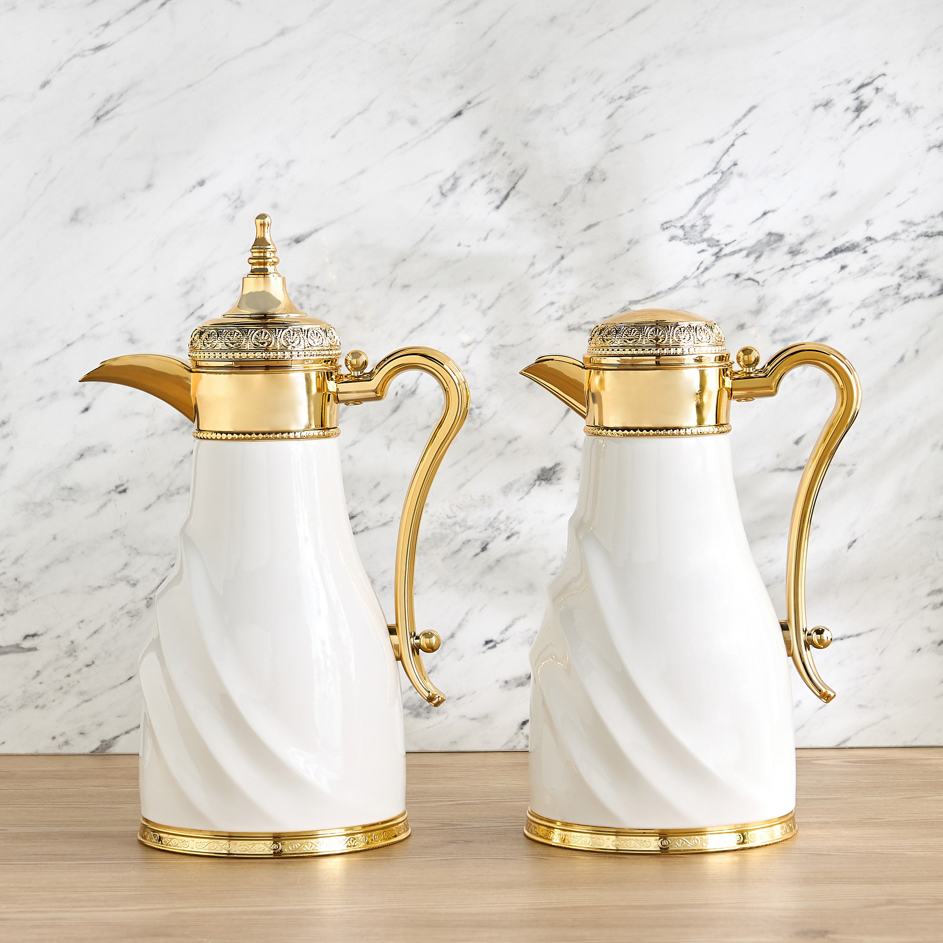 Dunes 2-Piece Porcelain Flask Set
