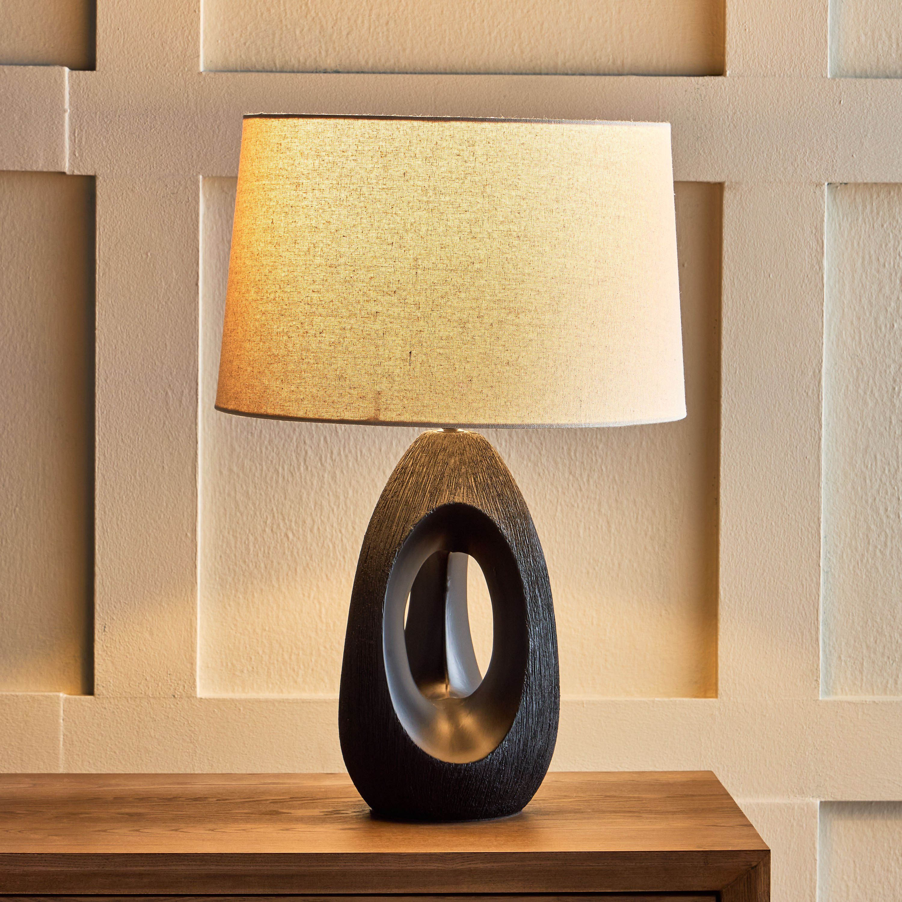 Fleur Ceramic Table Lamp - 60 cm-household-lighting-tableanddesklamps-image-2
