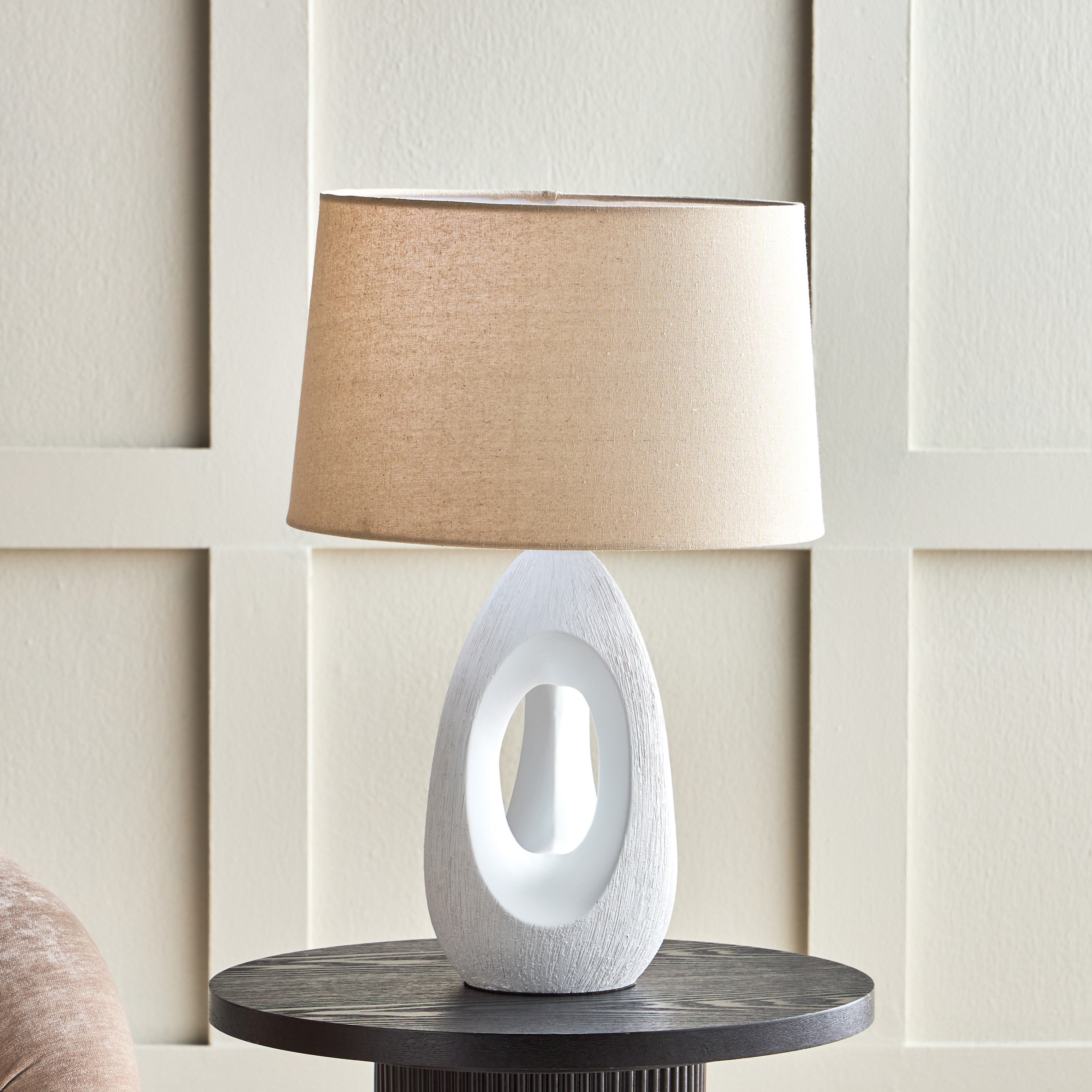 Fleur Ceramic Table Lamp - 60 cm-household-lighting-tableanddesklamps-image-1