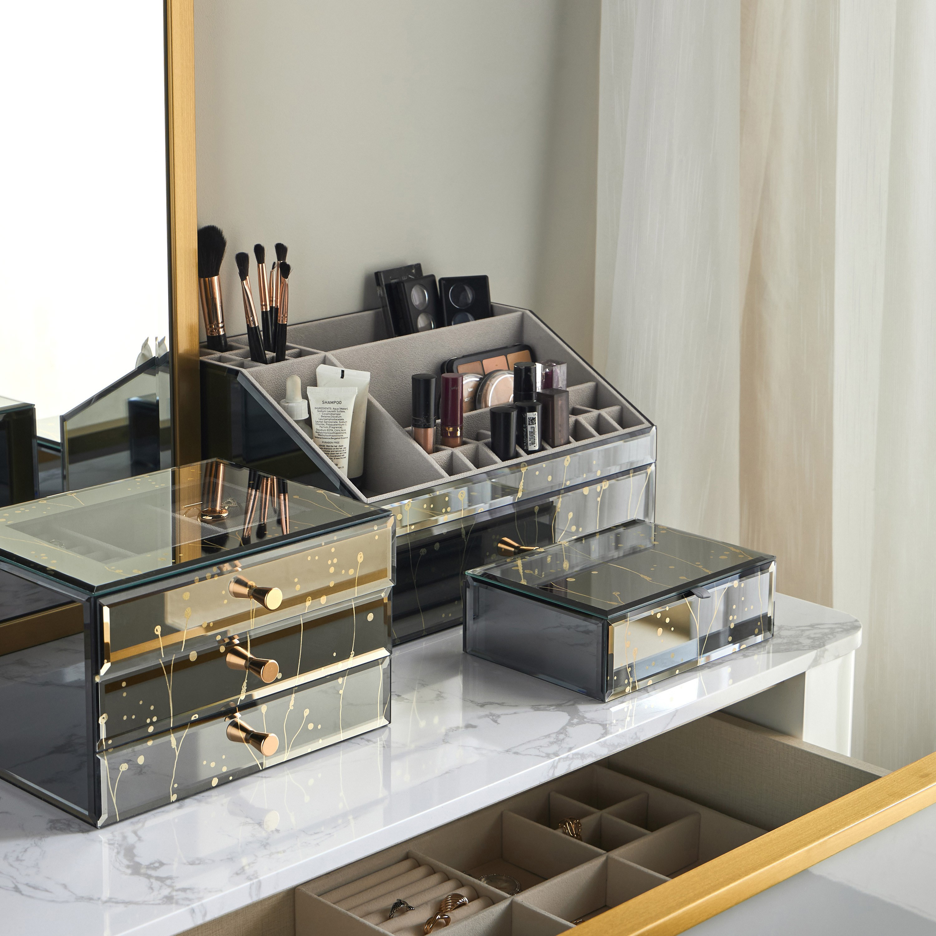 Alyvia Cosmetic Organiser-household-storage-cosmeticorganizing-makeuporganizersandsets-image-4