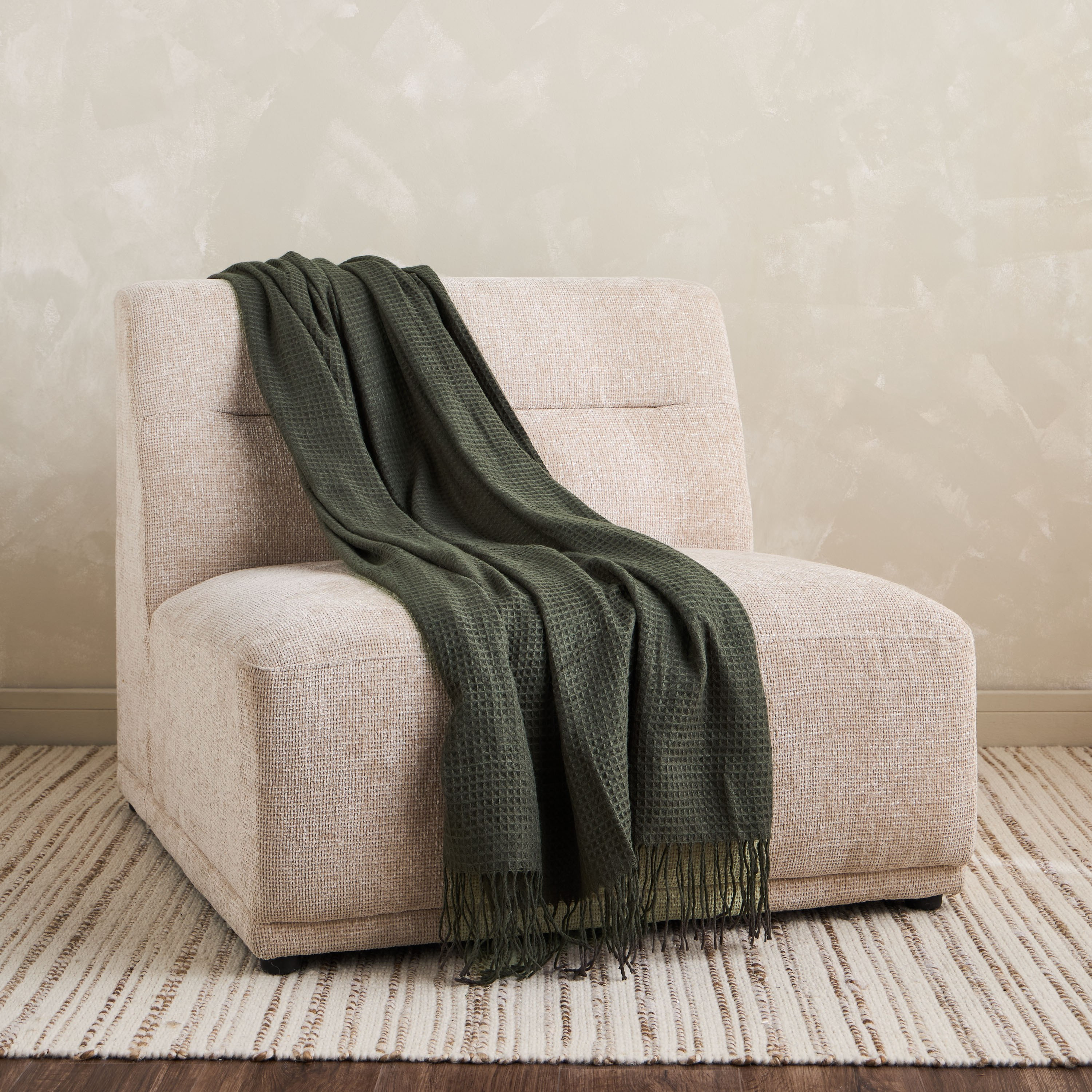 Loire Acrylic Throw - 130x170 cm-household-cushionsandthrows-throwsandblankets-throws-image-1