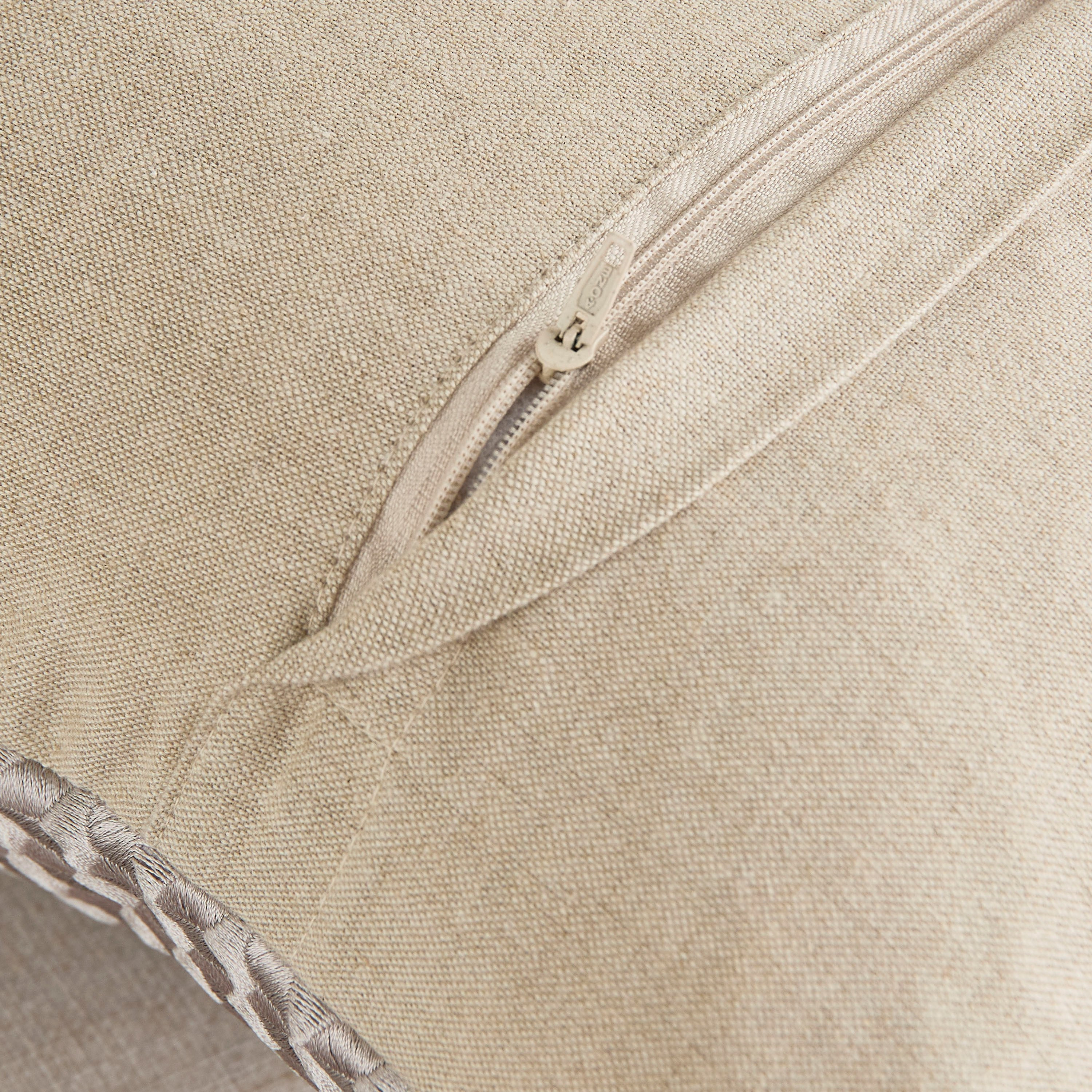 Matrix Cushion Cover - 50x50 cm-household-cushionsandthrows-cushioncovers-image-3