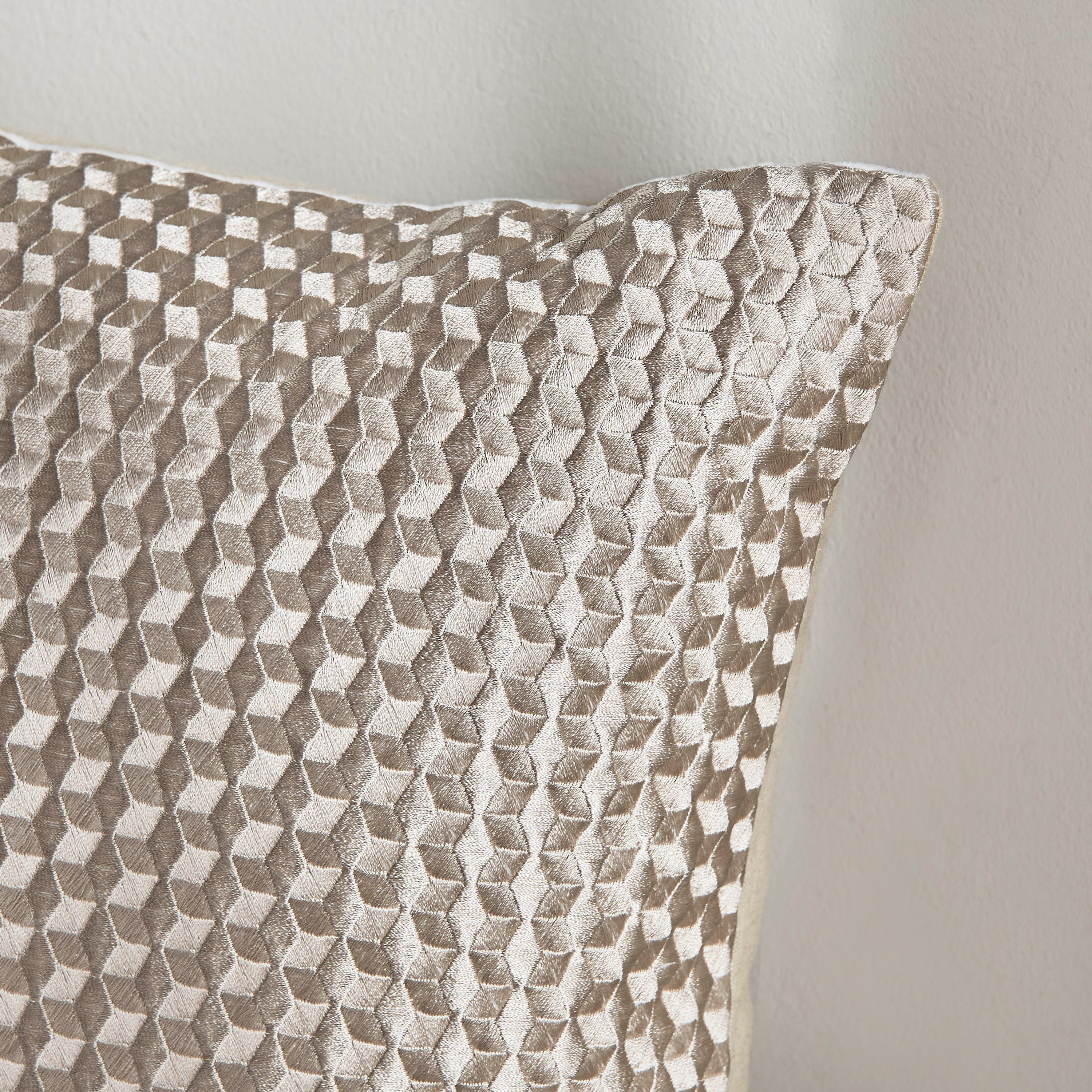 غطاء وسادة - ماتريكس - 50x50 سم-household-cushionsandthrows-cushioncovers-image-2