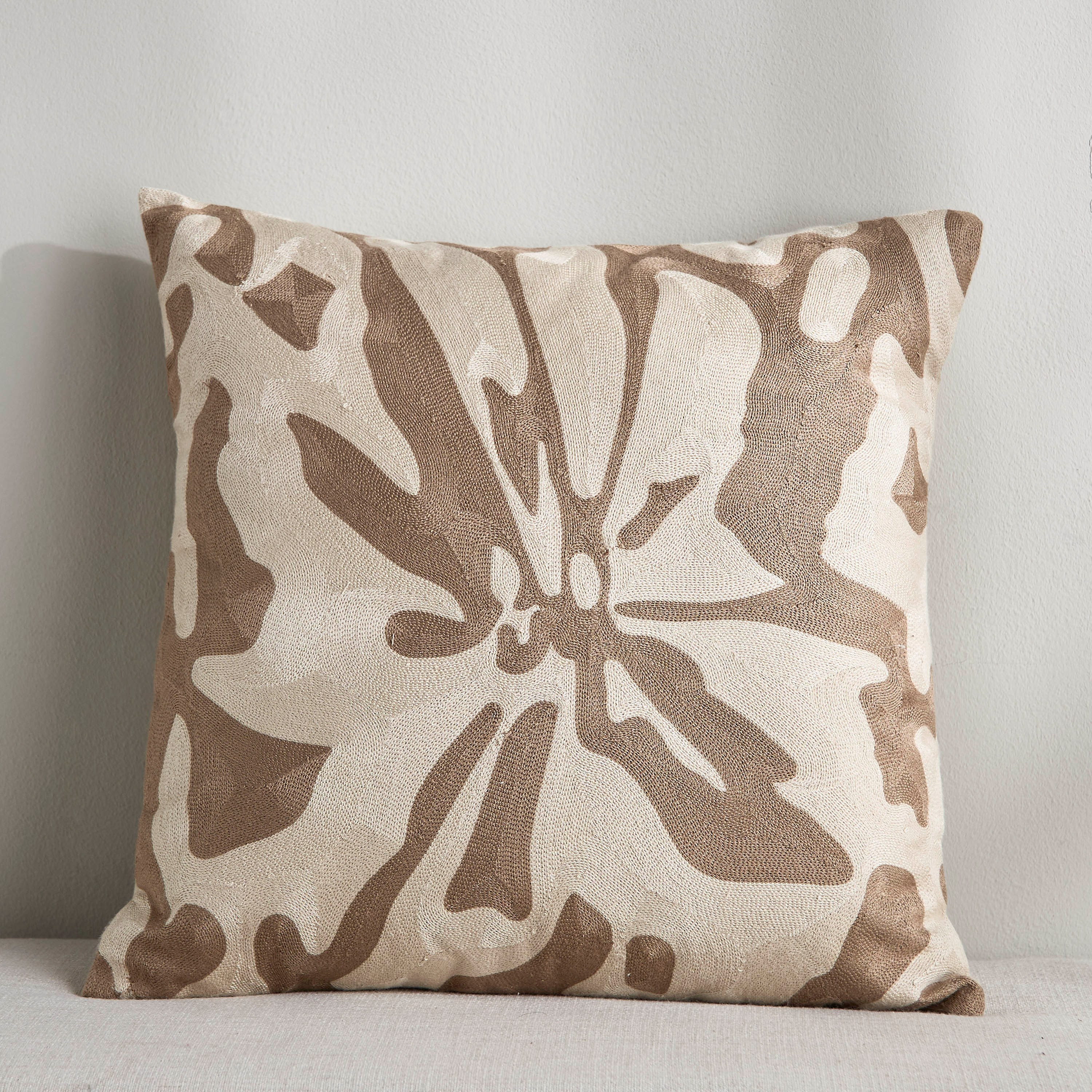 Darakht Cushion Cover - 50x50 cm-household-cushionsandthrows-cushioncovers-image-1