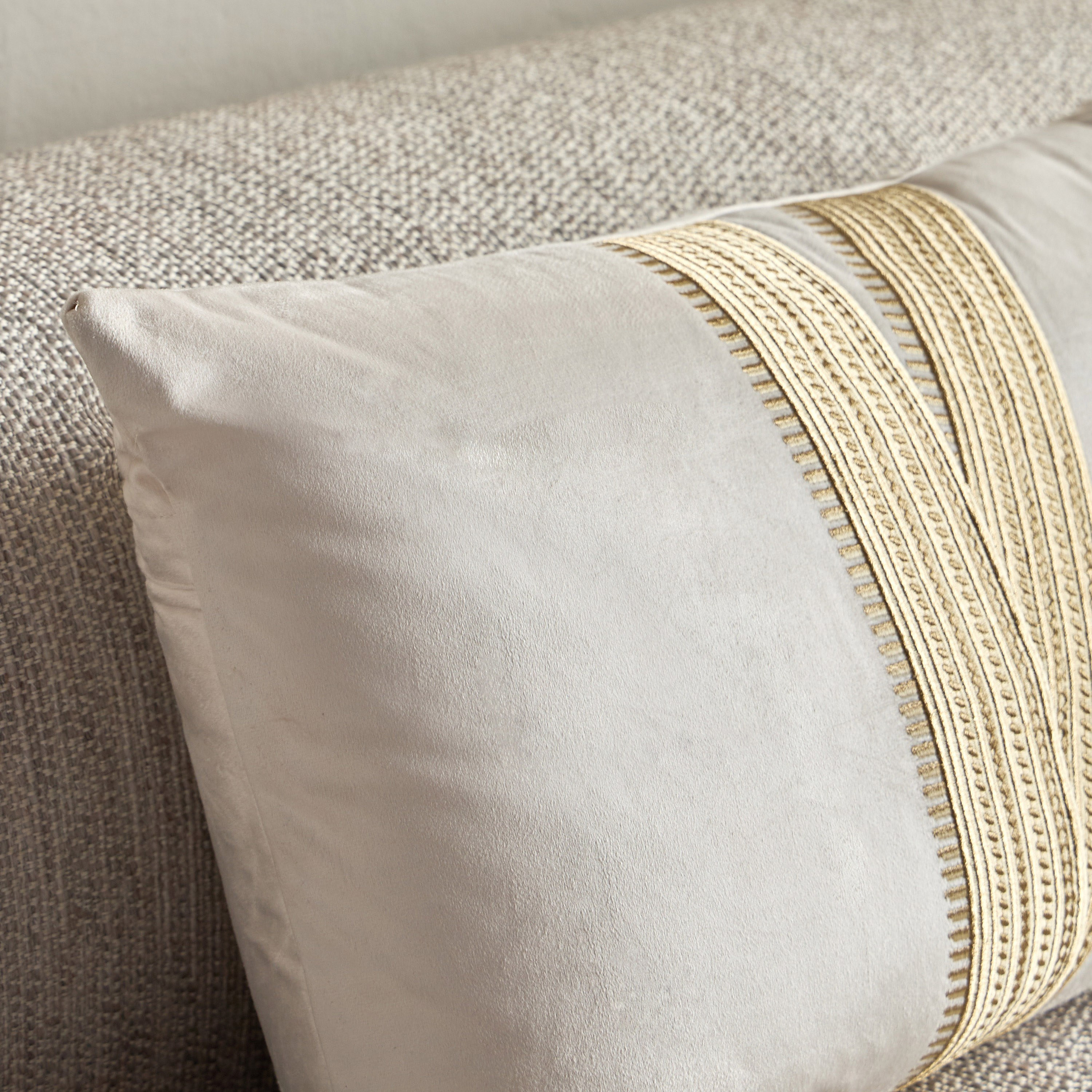 Bisht Pop Embroidered Filled Cushion - 35x60 cm-household-cushionsandthrows-filledcushions-decorativecushions-image-2
