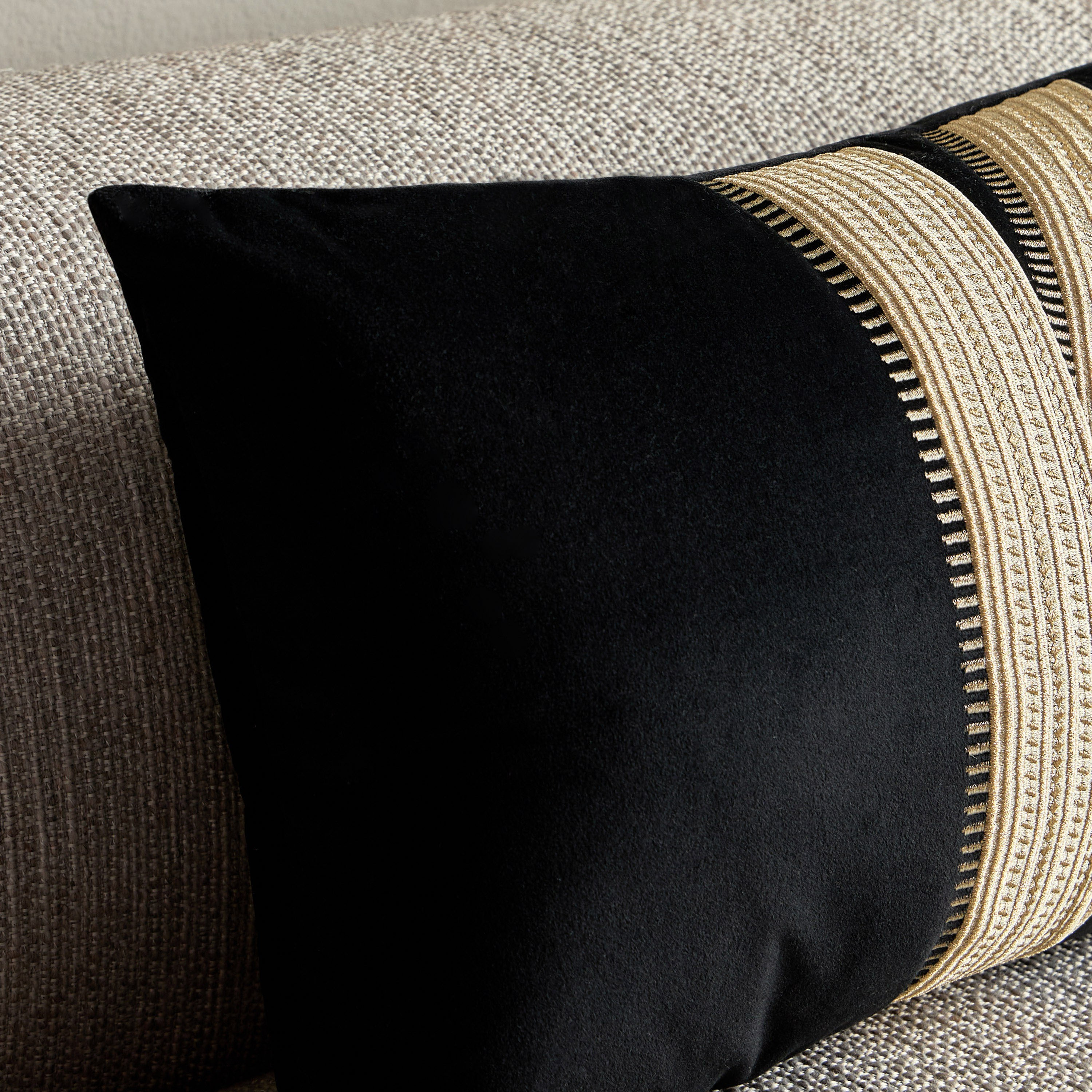 Bisht Pop Embroidered Filled Cushion - 35x60 cm-household-cushionsandthrows-filledcushions-decorativecushions-image-2