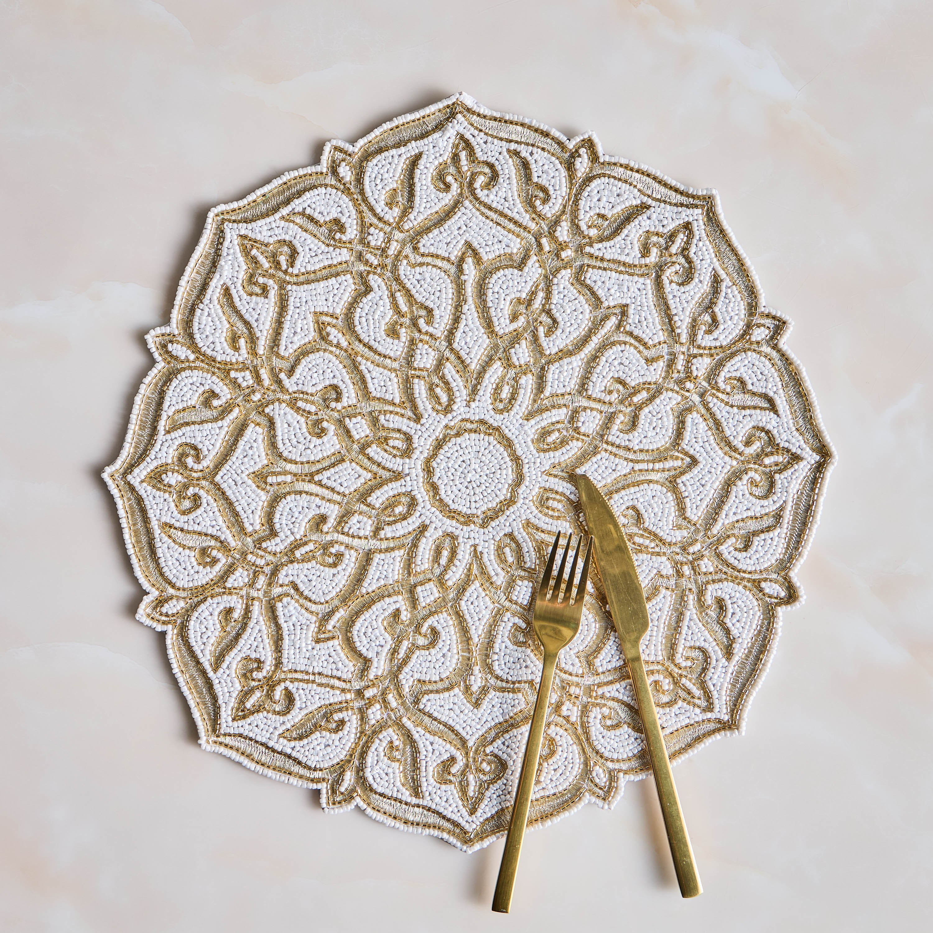 Sherine Placemat - 38 cm-household-dining-tablelinen-placemats-image-1