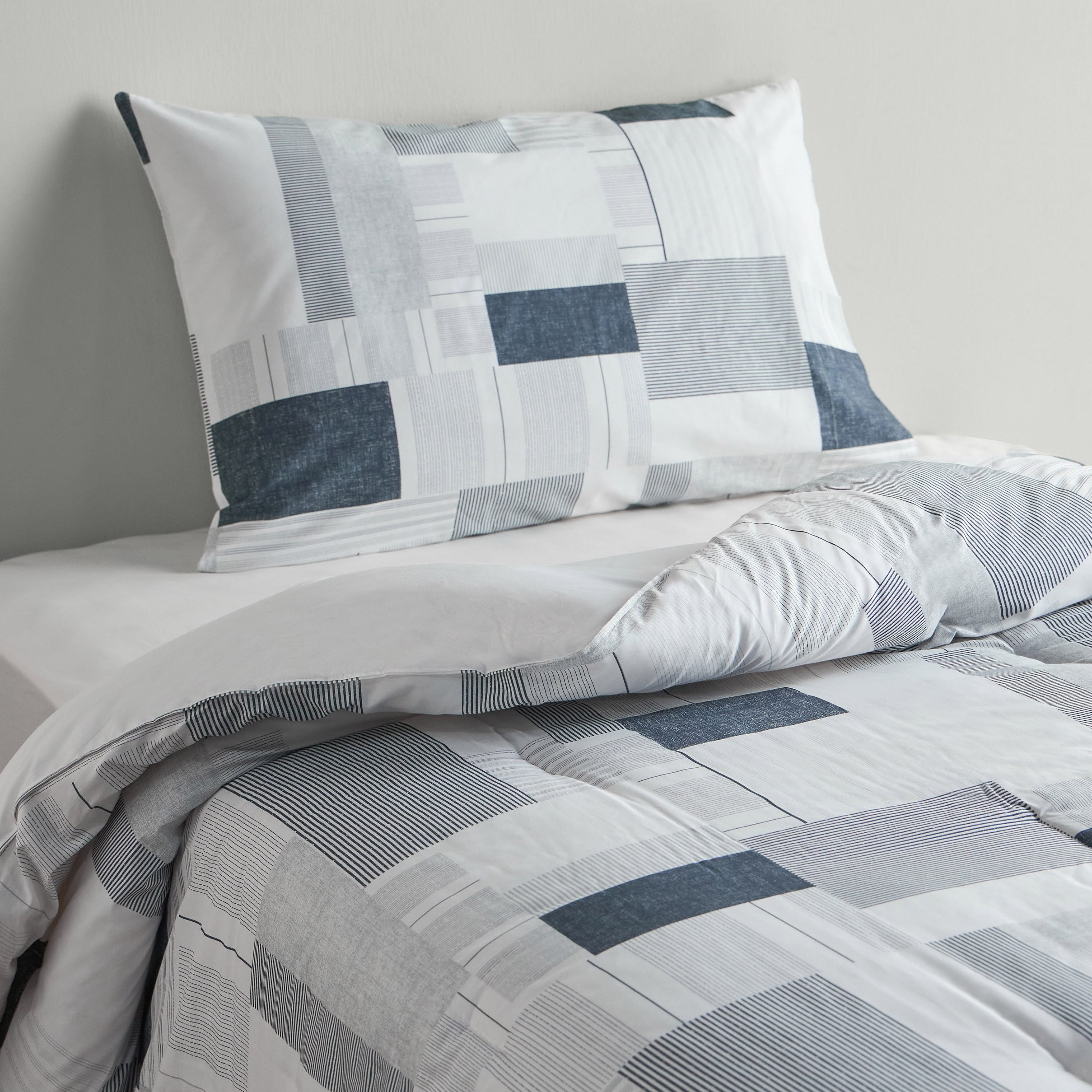 Ryan Cotton Patchwork 2-Piece Full Comforter Set - 160x220 cm