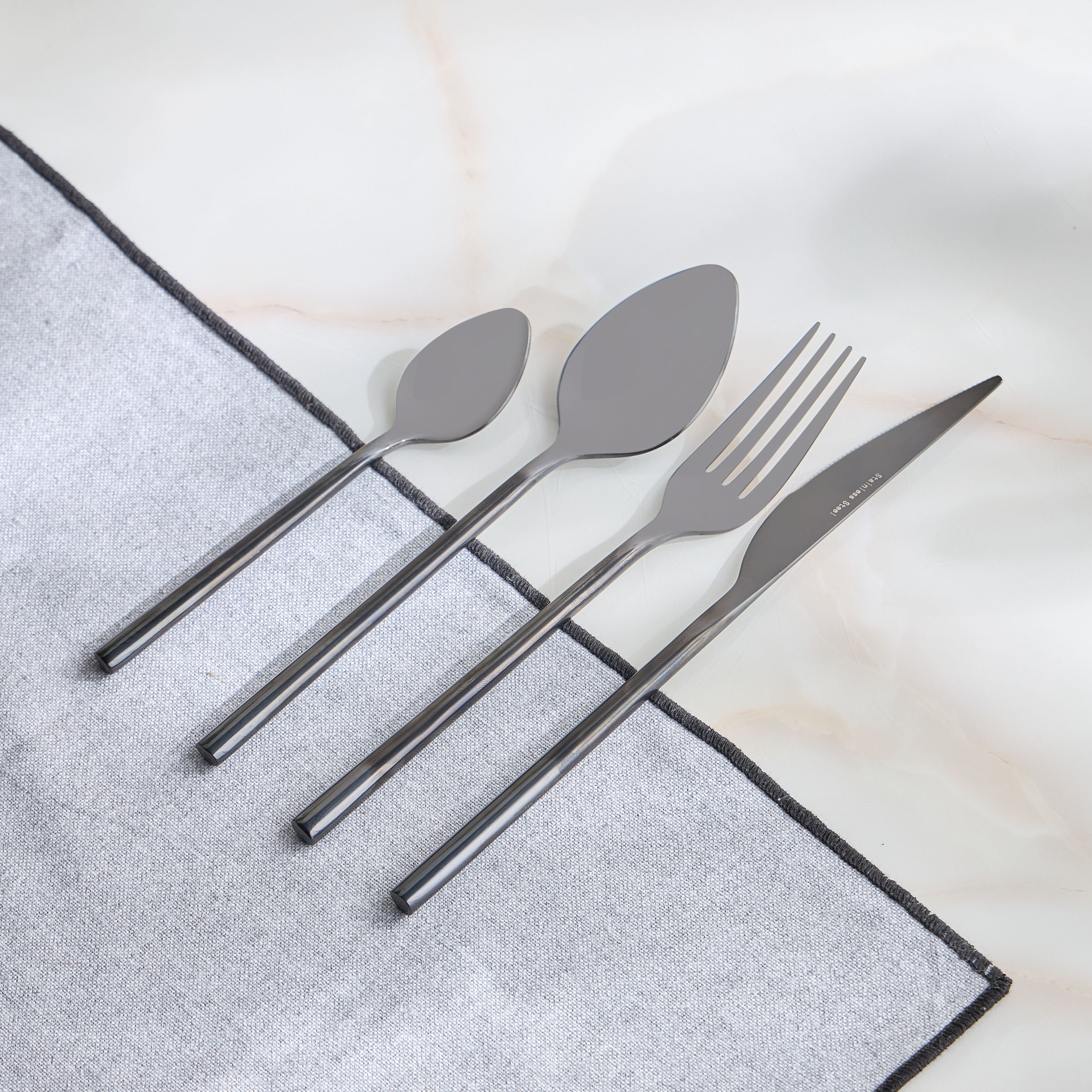 Odin 16-Piece Cutlery Set - Serves 4