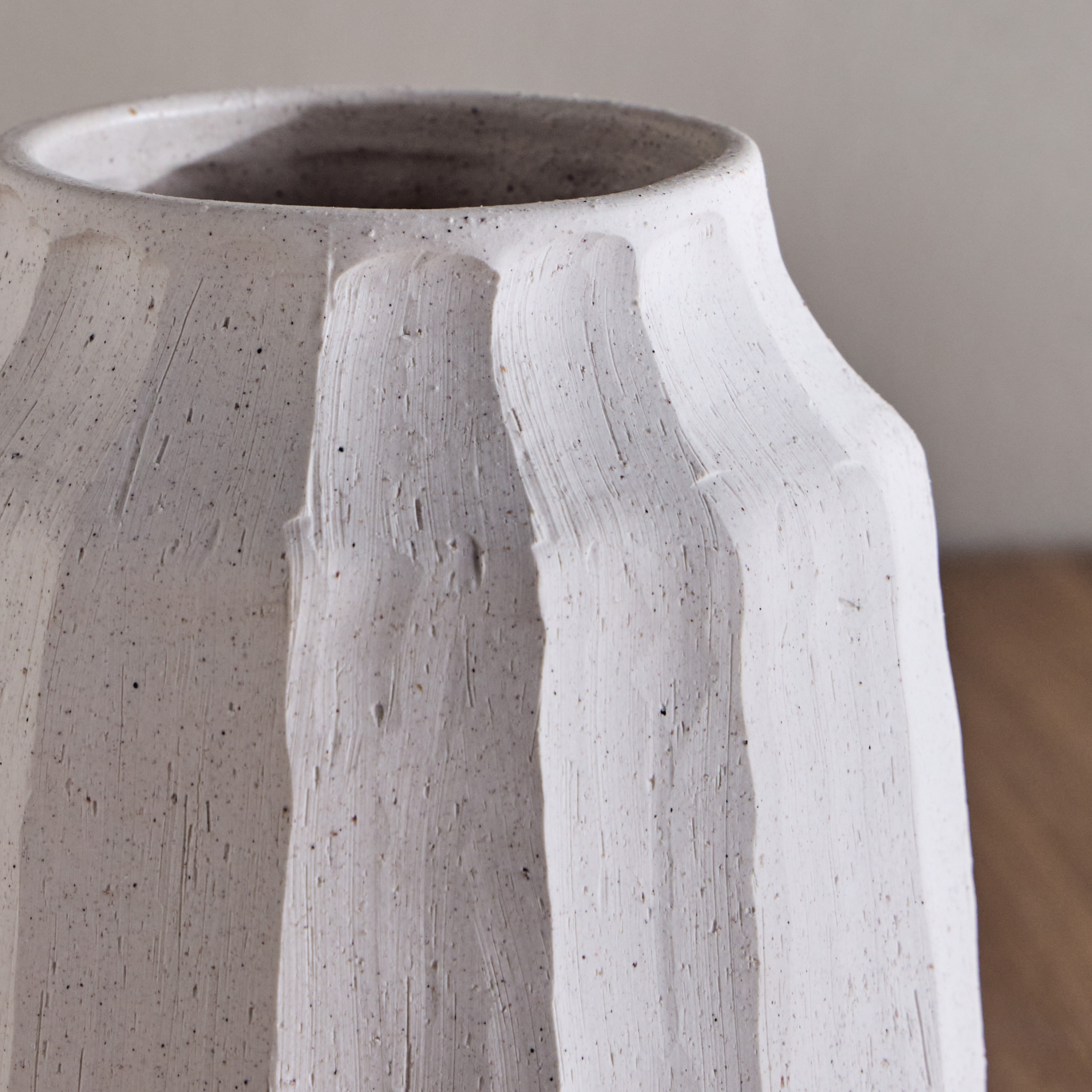 Qubba Stoneware Vase - 22 cm-household-decor-vasesandbowls-image-2