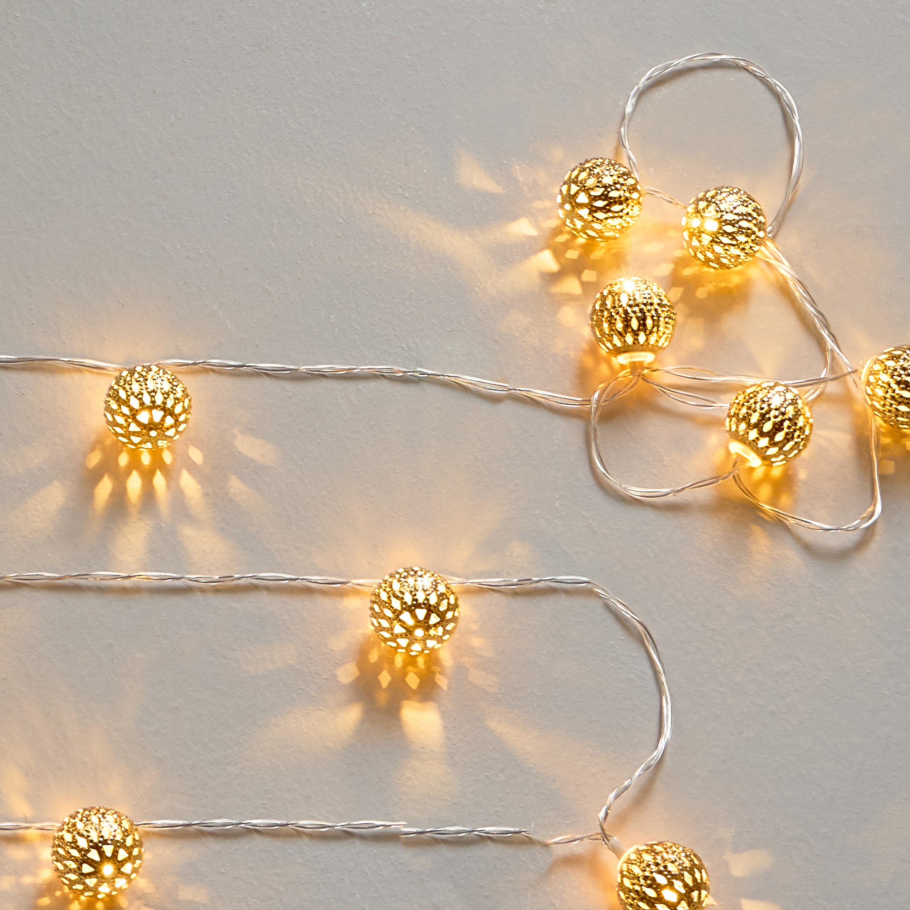 Boule 20 String Light - 30 cm-household-lighting-decorativelighting-stringlights-image-3