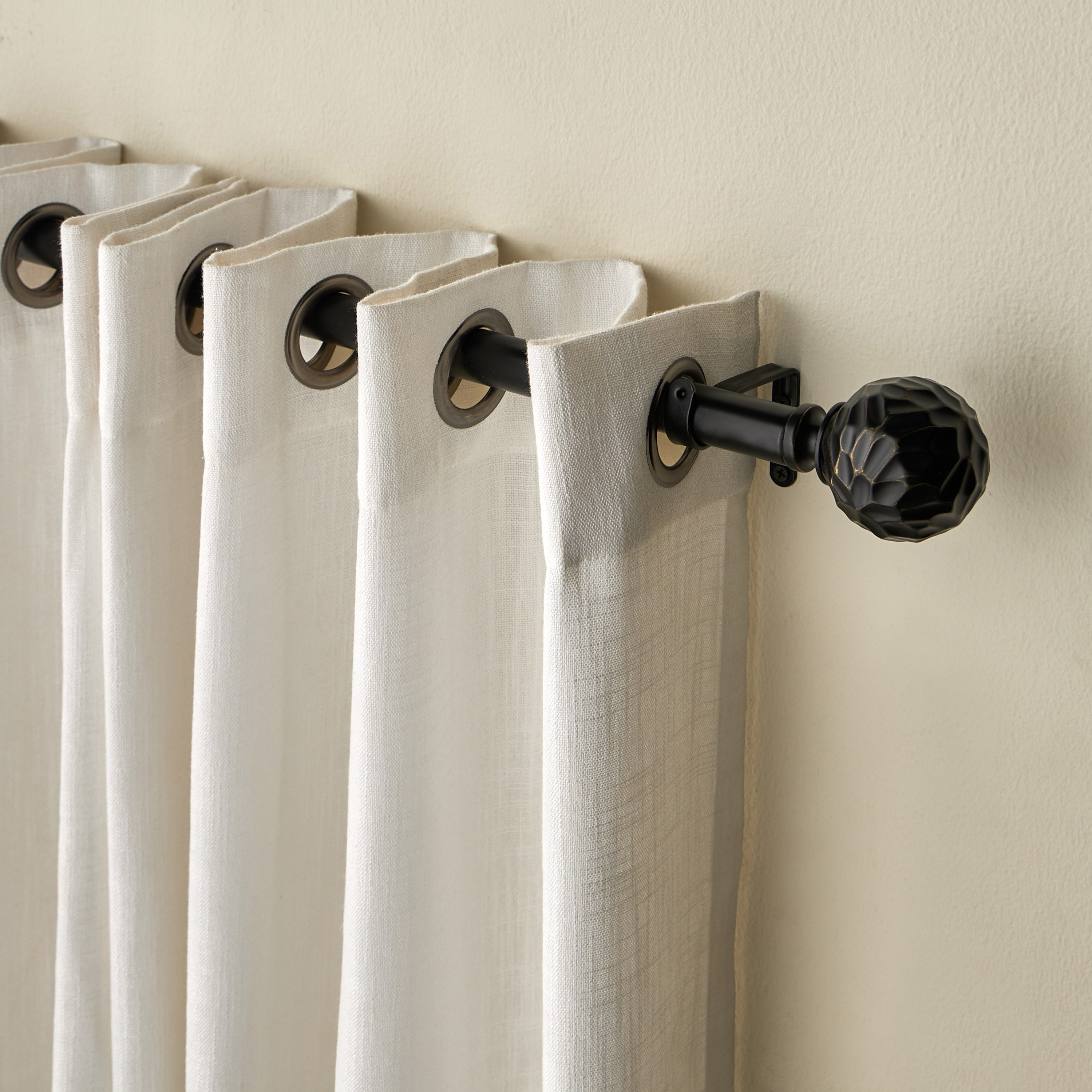 Carved Ball Extendable Single Curtain Rod - 107-305 cm-household-windows-curtainrodsandaccessories-curtainrods-image-1