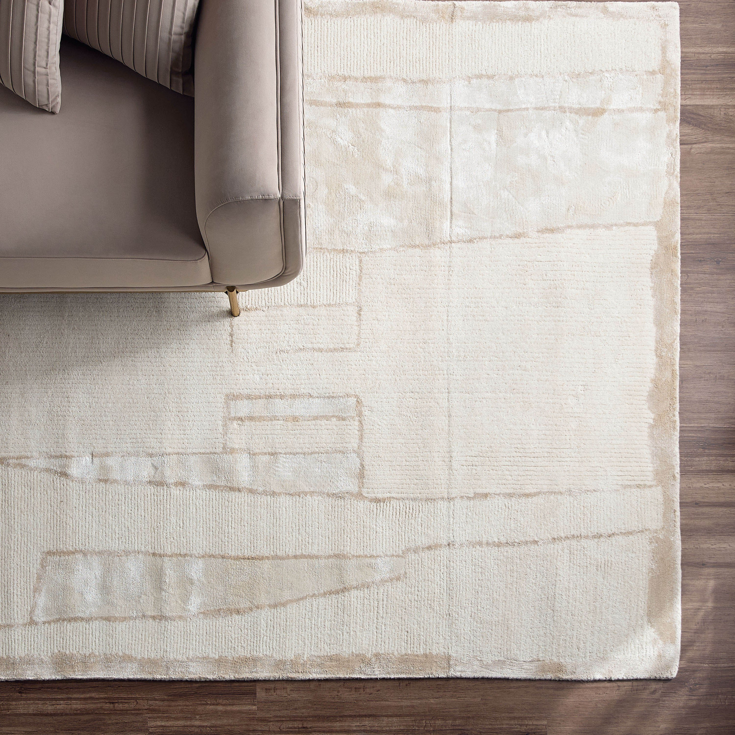 Shop Olena Woollen and Viscose Handtufted Rug - 250x360 cm | Homecentre UAE
