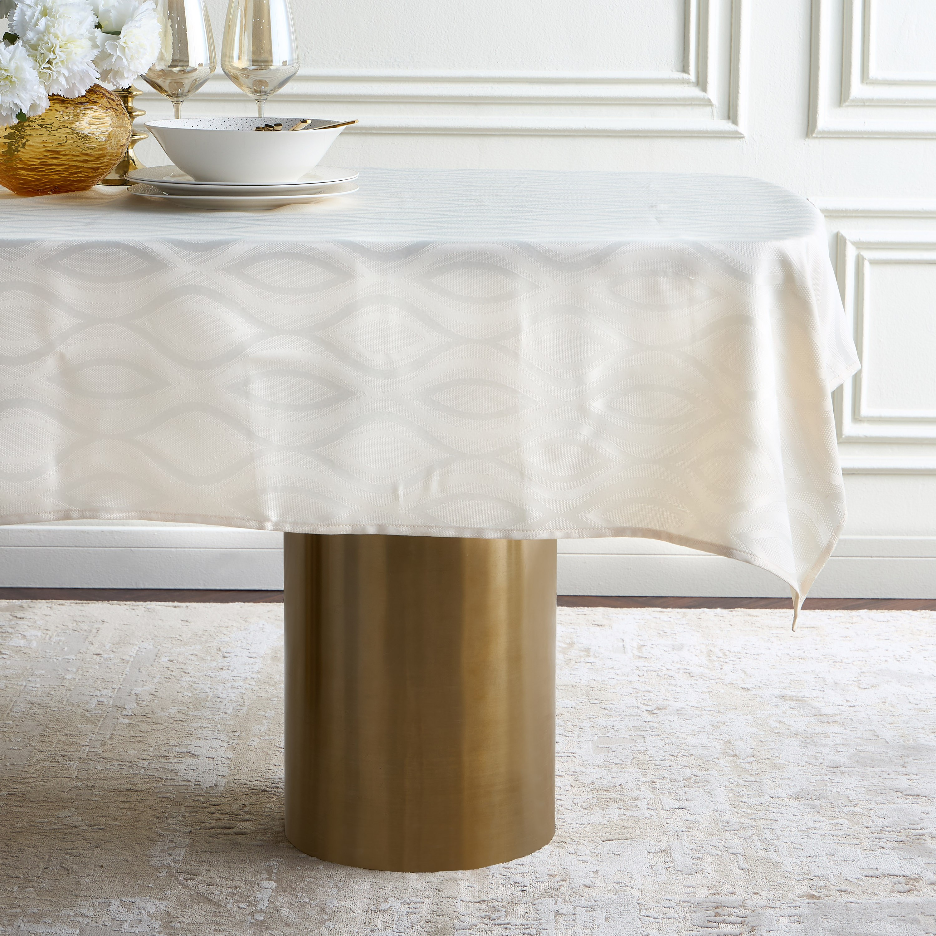 Qubba Table Cover - 140x160 cm-household-dining-tablelinen-runnersandtablecovers-image-1