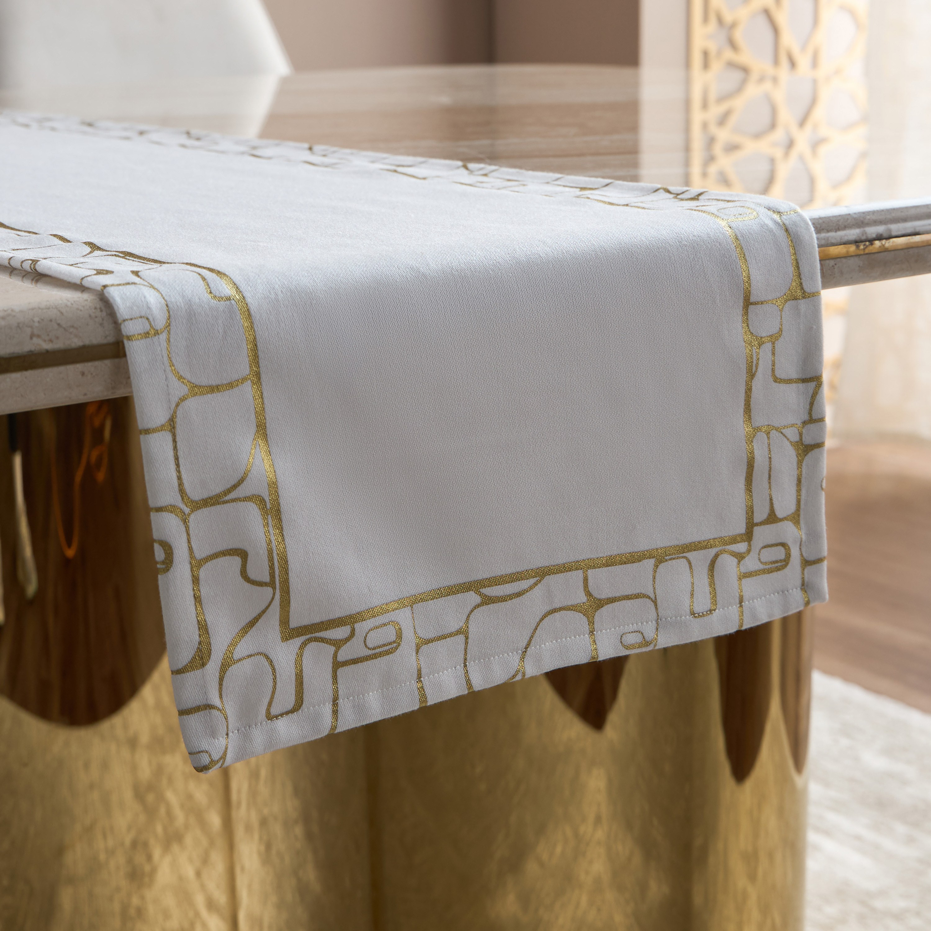 Amirah Runner - 30x180 cm-household-dining-tablelinen-runnersandtablecovers-image-3