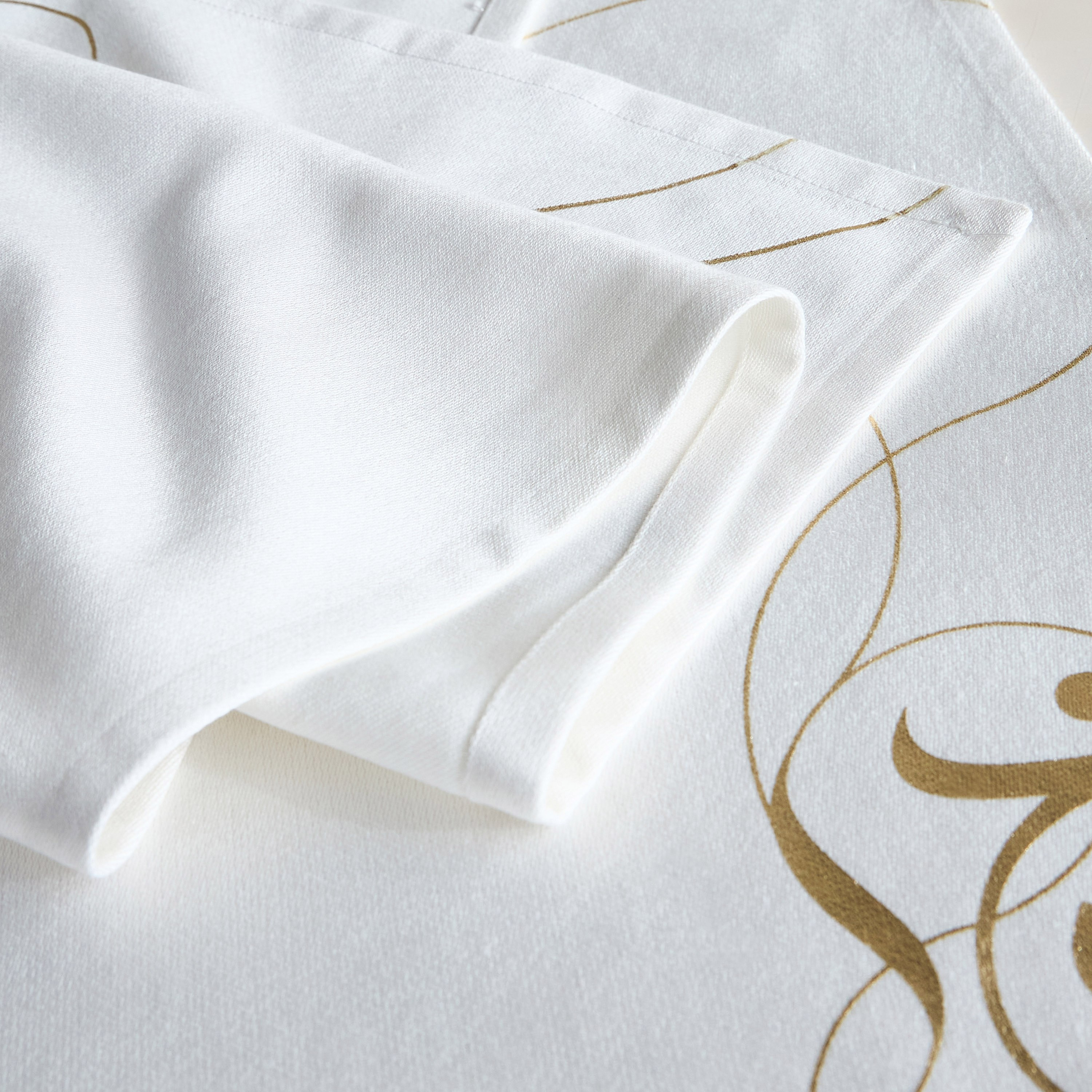 Kashida Runner - 30x180 cm-household-dining-tablelinen-runnersandtablecovers-image-2