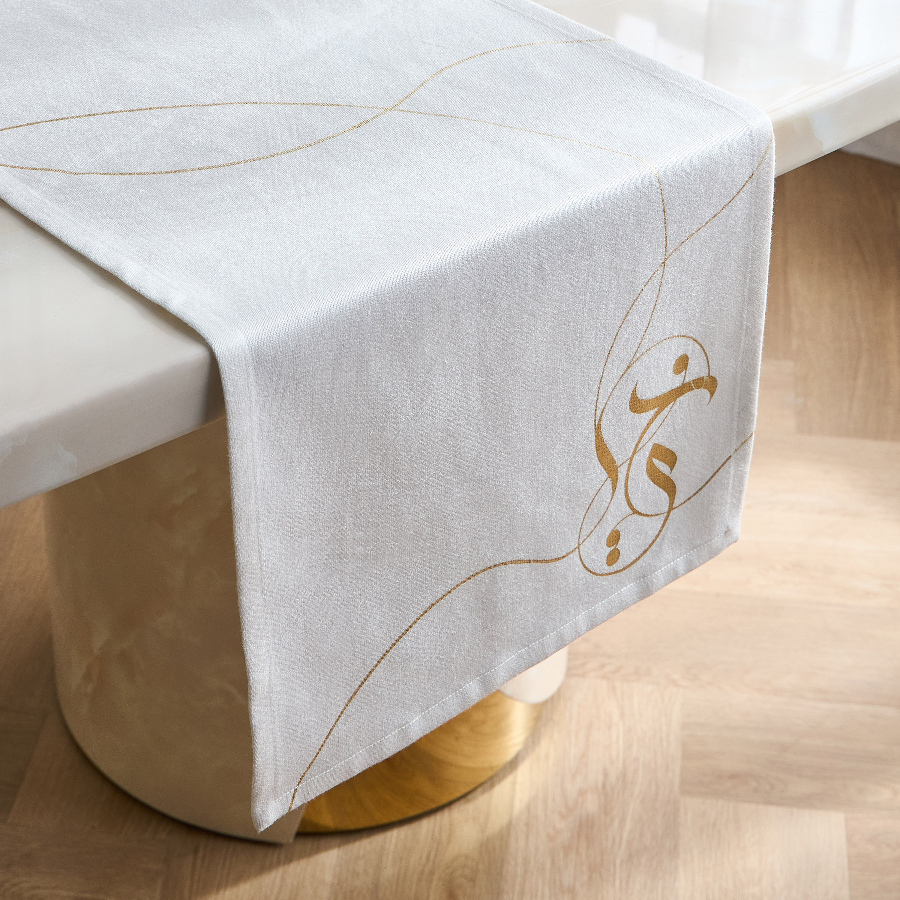 Kashida Runner - 30x180 cm-household-dining-tablelinen-runnersandtablecovers-image-3