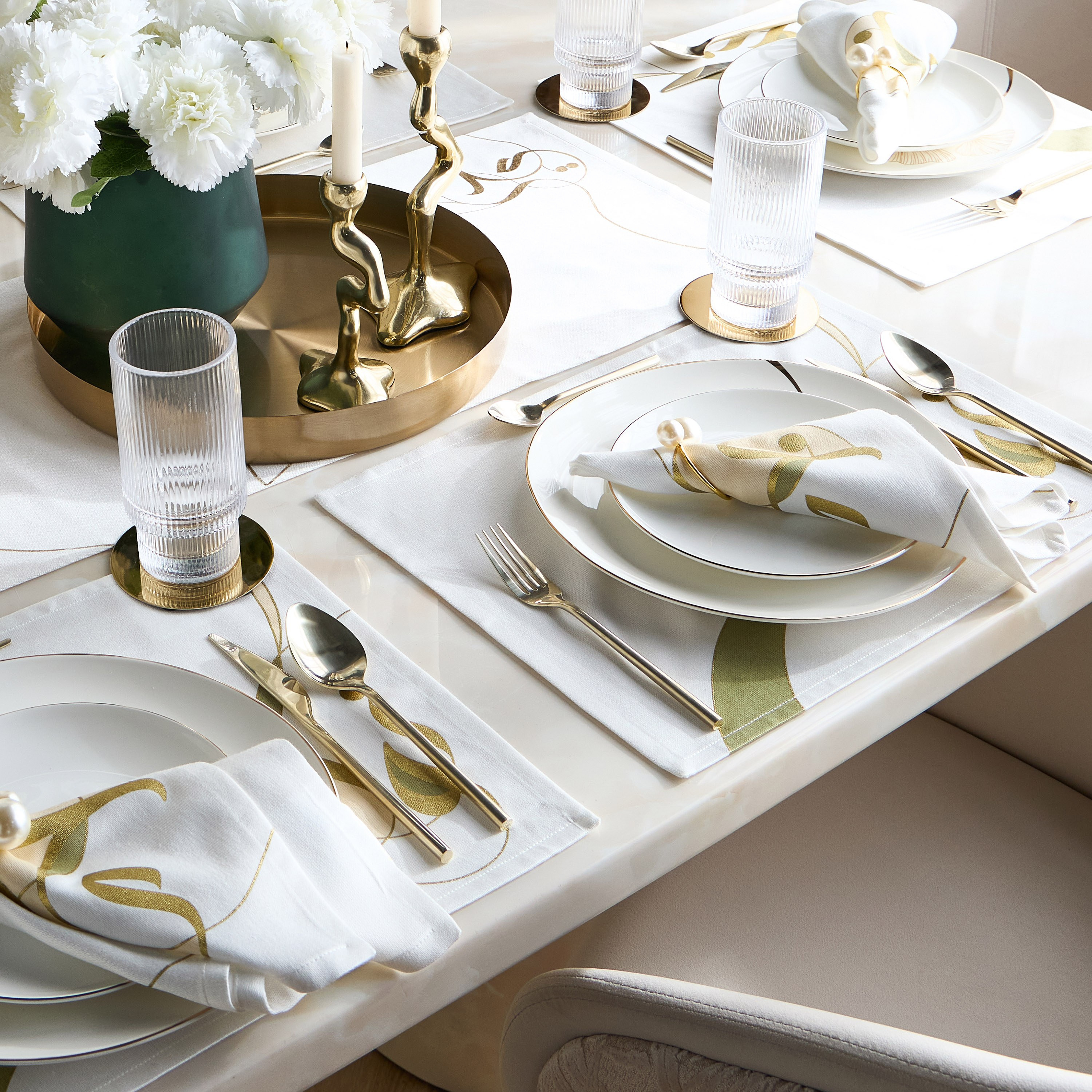 Kashida Runner - 30x180 cm-household-dining-tablelinen-runnersandtablecovers-image-4