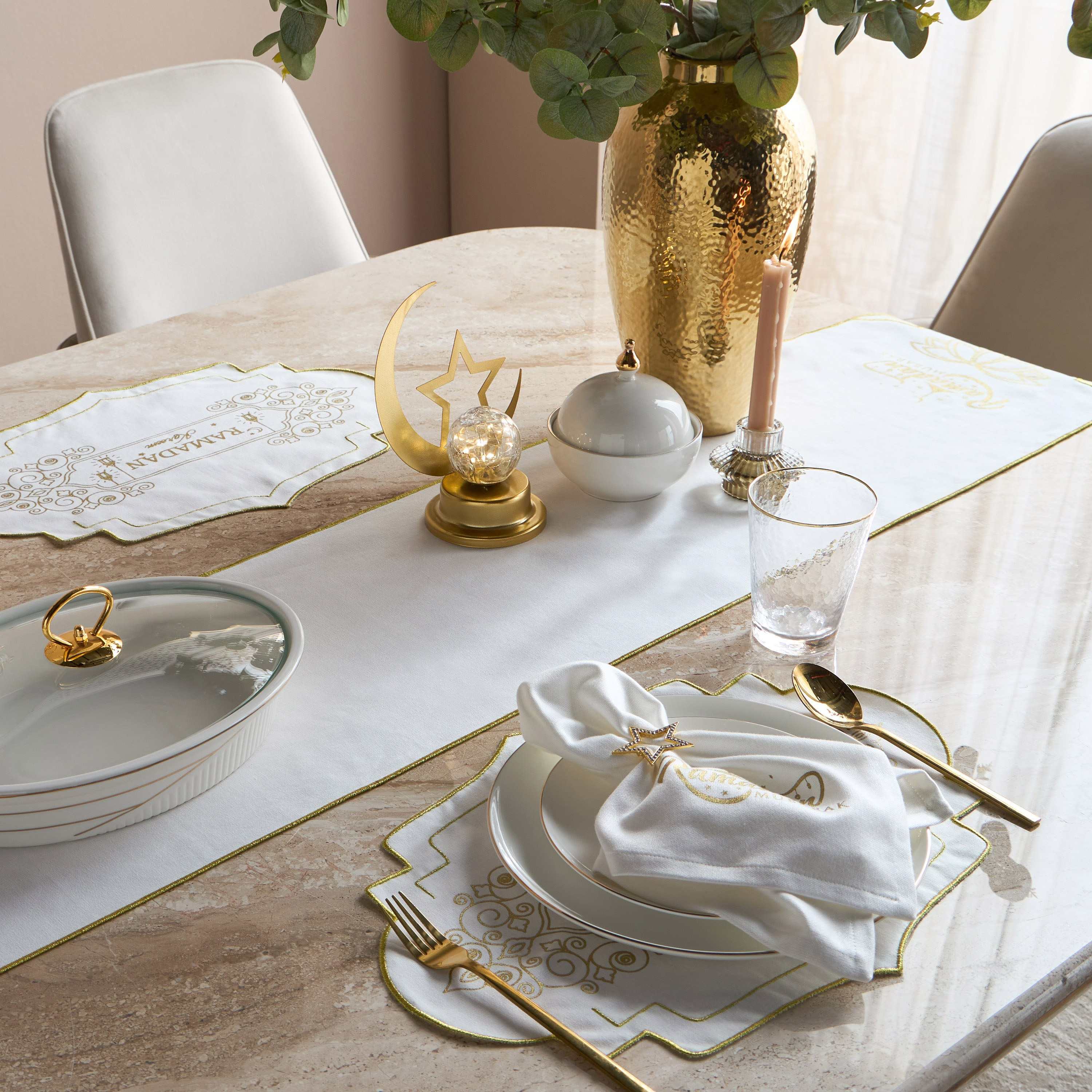 Ramadan Mubarak 4-Piece Napkin Set - 45x45 cm-household-dining-tablelinen-napkinsandaccessories-image-3