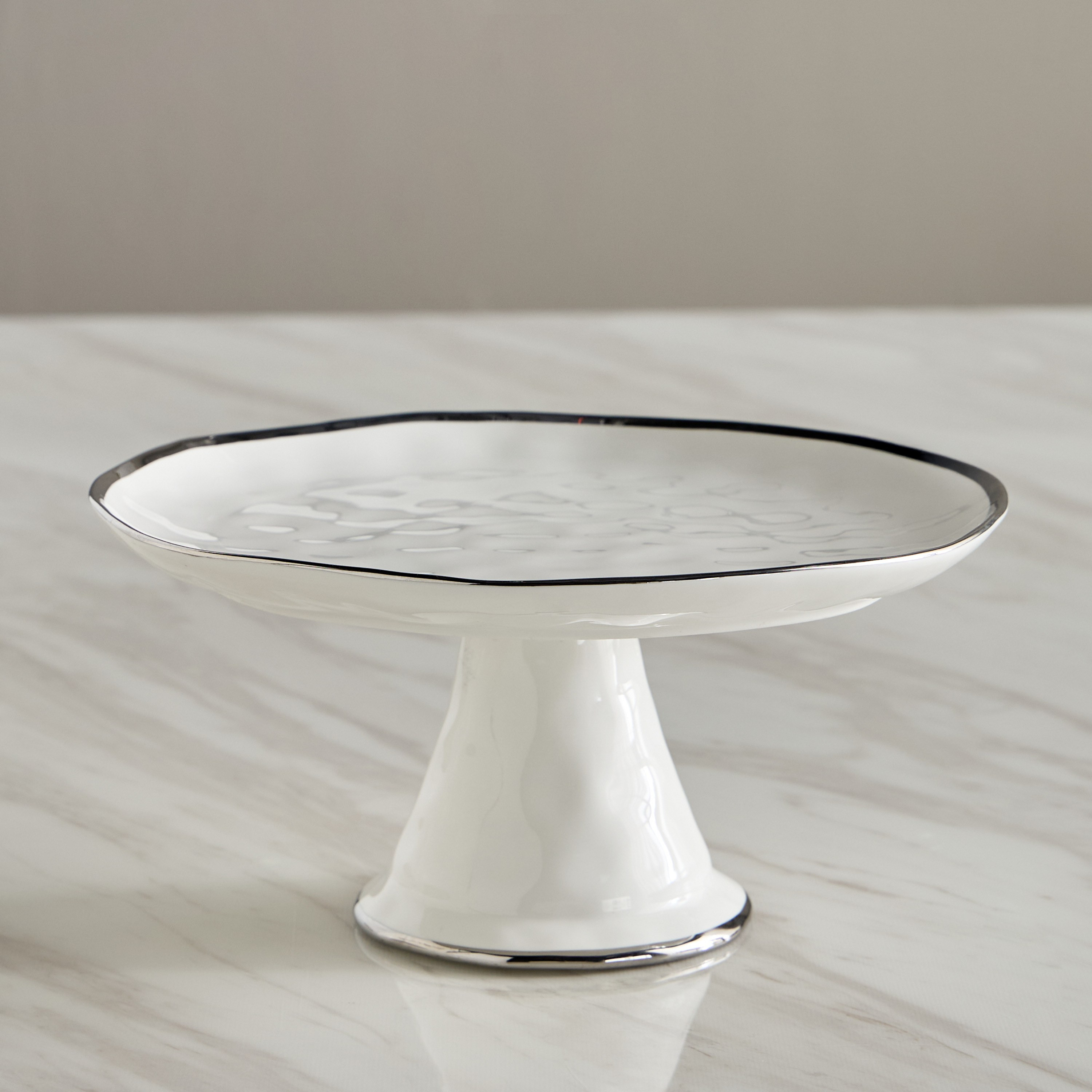 Nouf Cake Stand - 27 cm-household-decor-boxesandtrays-image-1