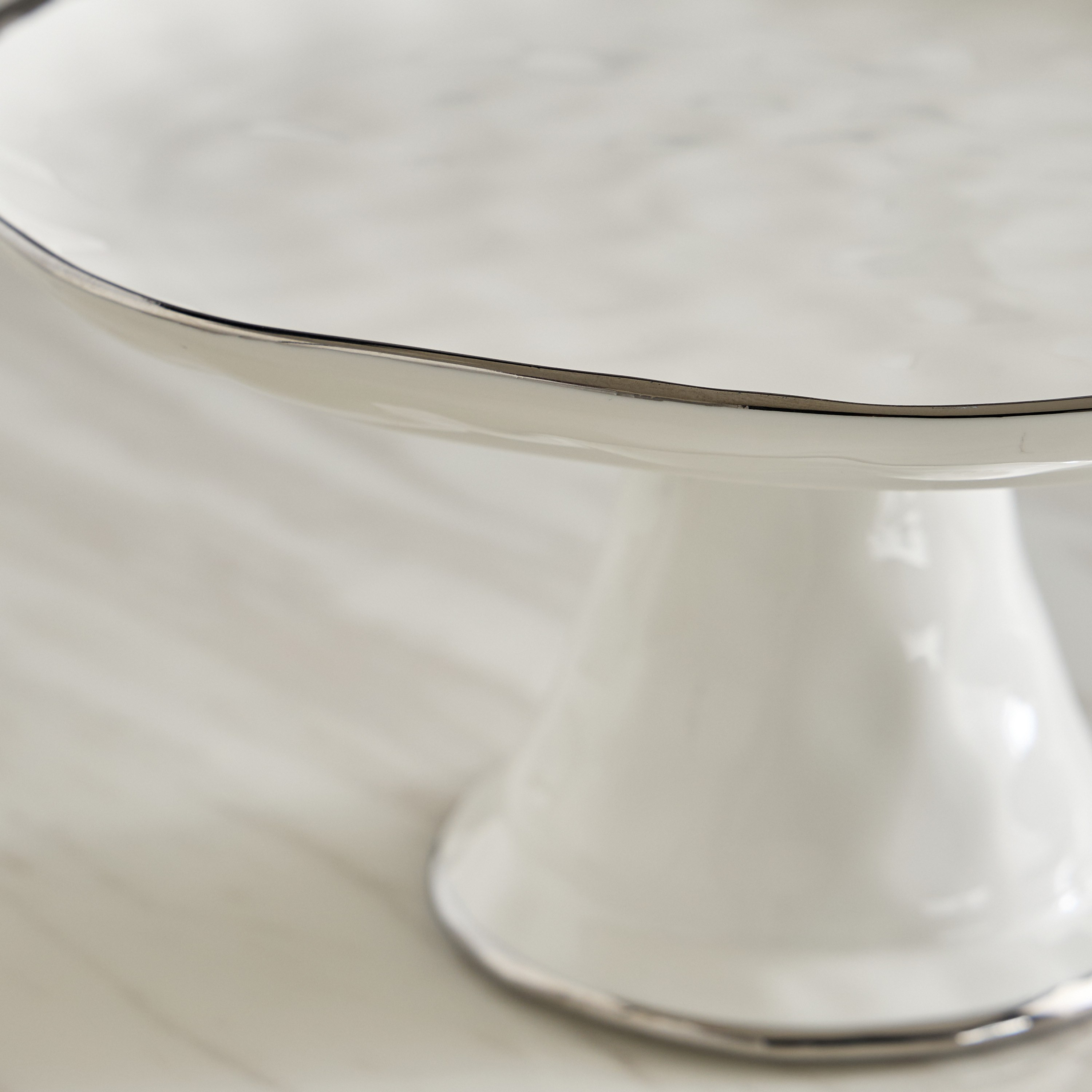 Nouf Cake Stand - 27 cm-household-decor-boxesandtrays-image-2