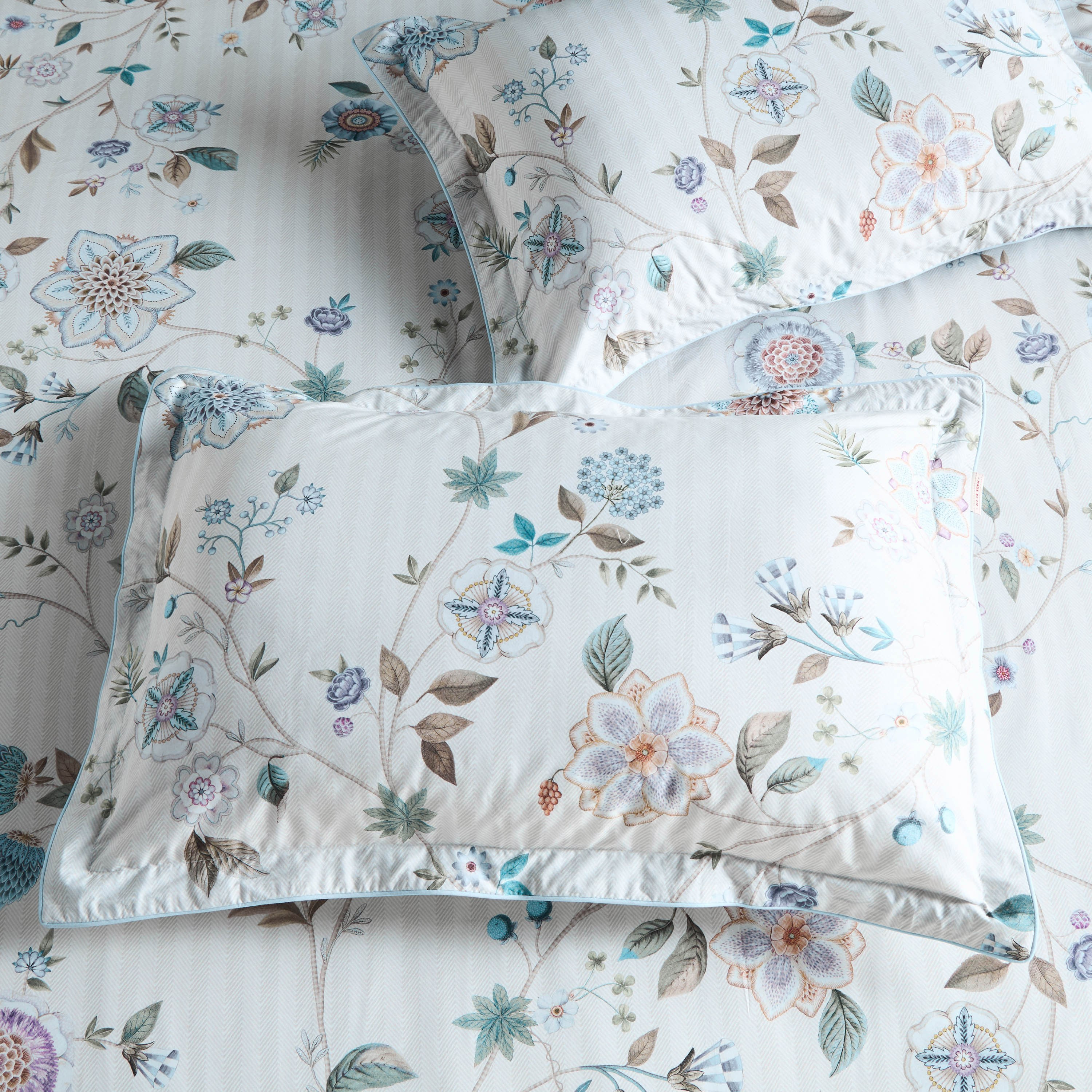 PIP Studio Flores Bailando Cotton 3-Piece Super King Duvet Cover Set - 220x260 cm-household-bedding-duvetandcovers-duvetcovers-image-3