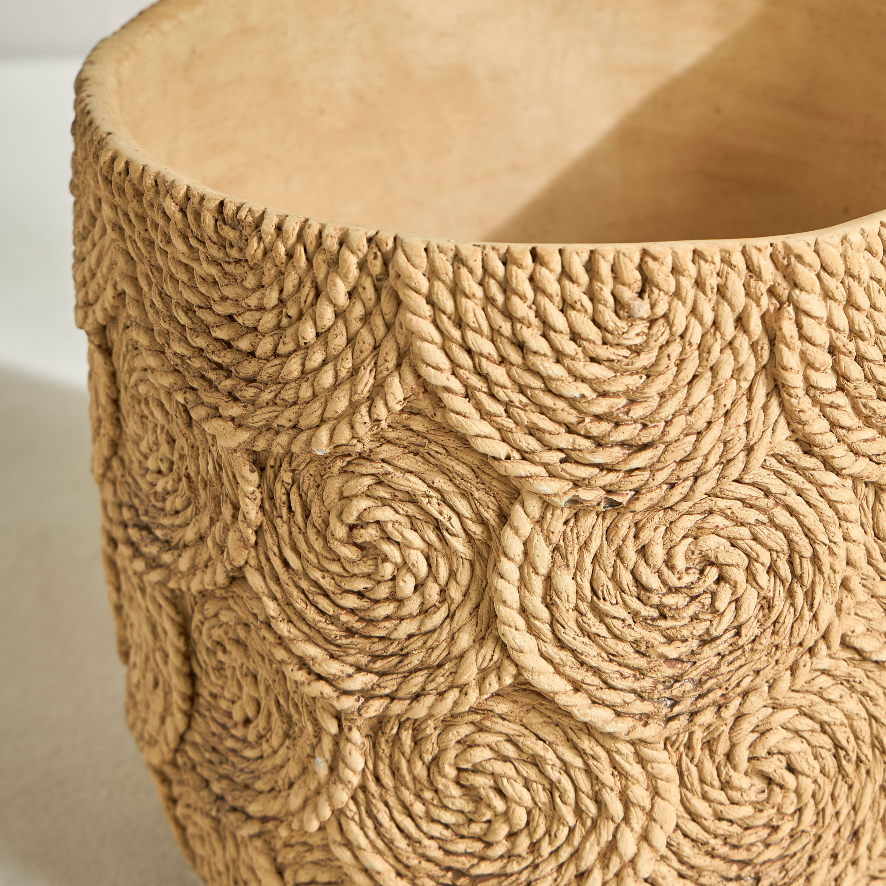 Calcify Circular Braided Planter - 24 cm-household-gardenandoutdoor-potsandplanters-planters-image-3