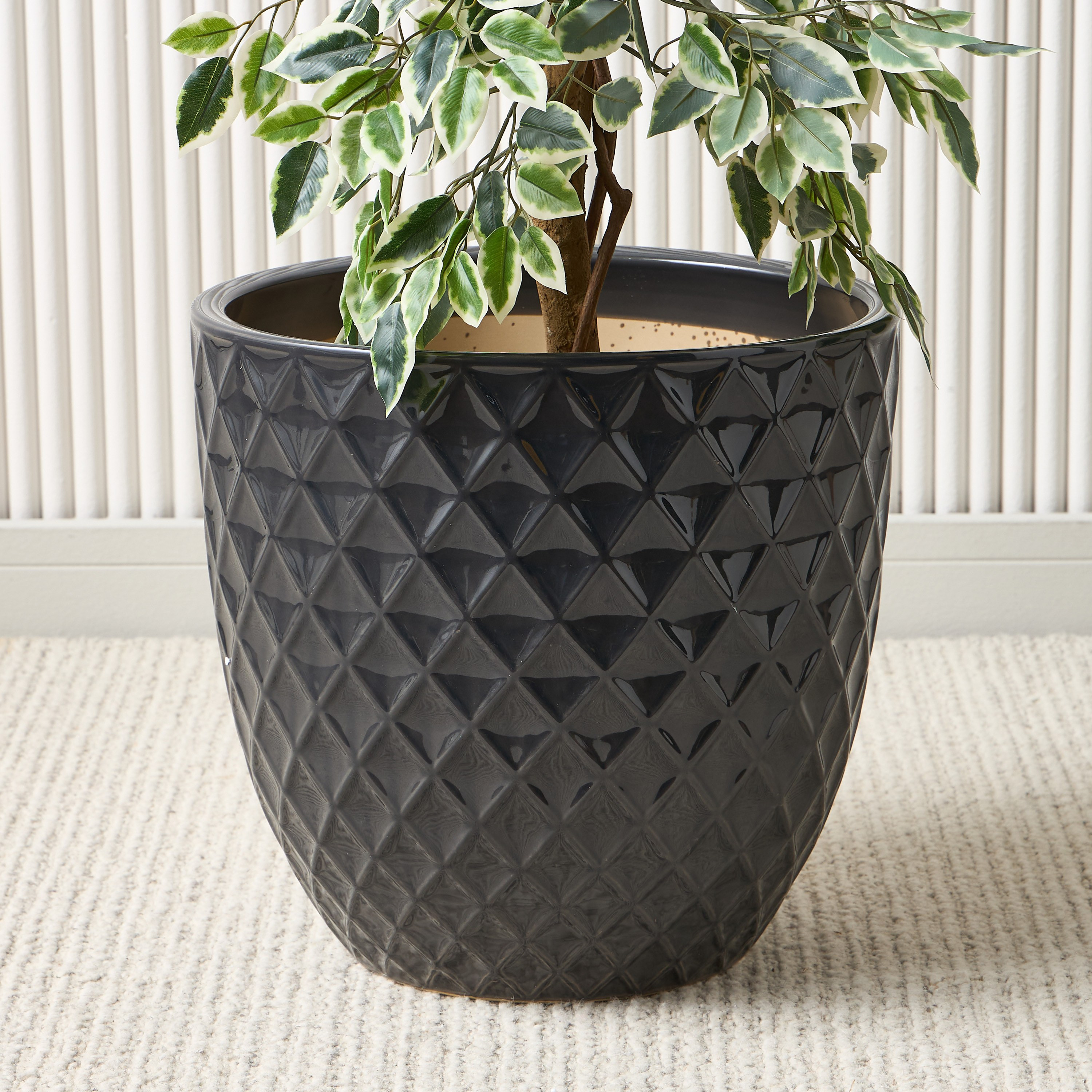 Hera Ceramic Planter - 40 cm-household-gardenandoutdoor-potsandplanters-planters-image-1