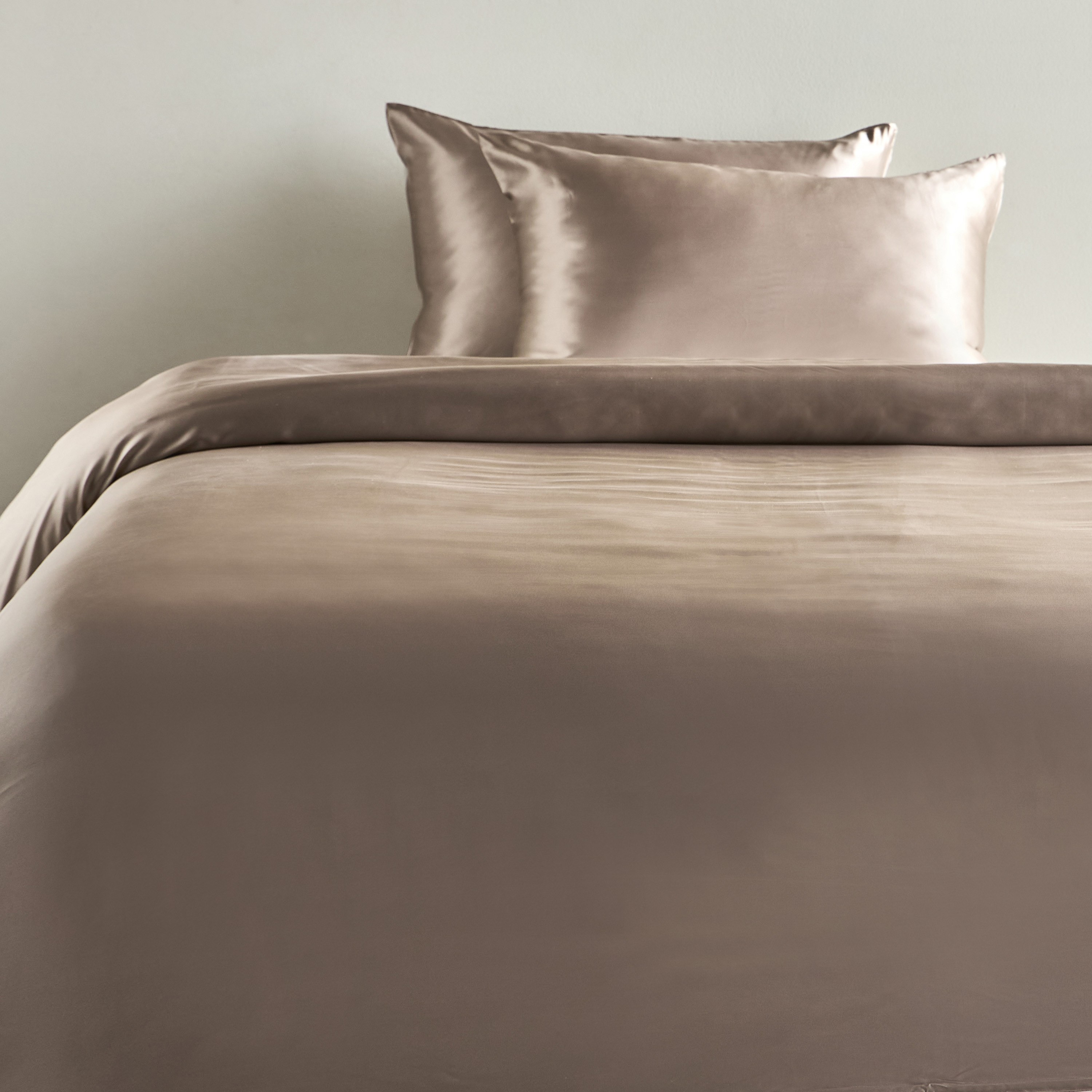 Mulberry Silk 3-Piece Super King Duvet Cover Set - 220x260 cm-household-bedding-duvetandcovers-duvetcovers-image-2