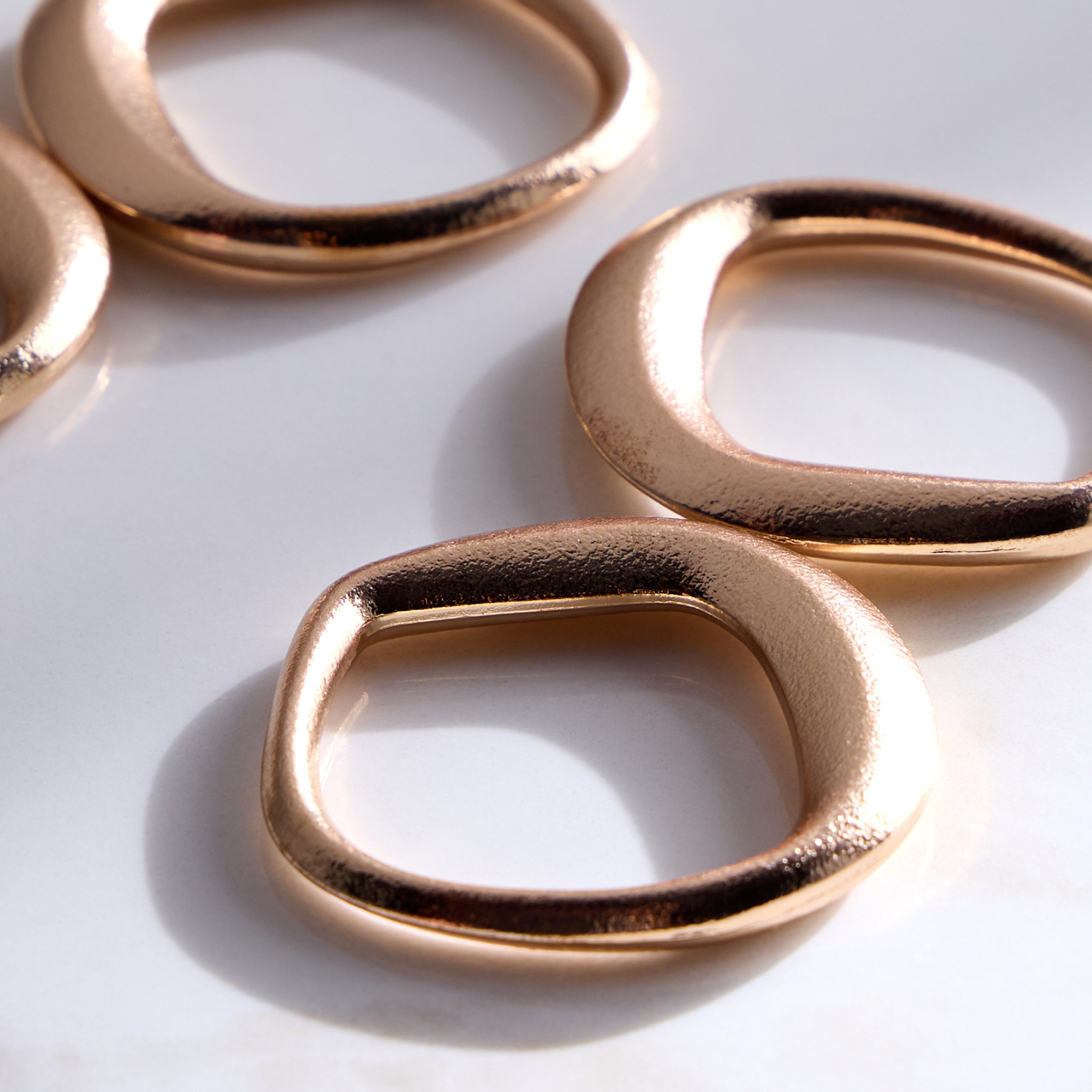Doree 4-Piece Napkin Ring Set-household-dining-tablelinen-napkinsandaccessories-image-2