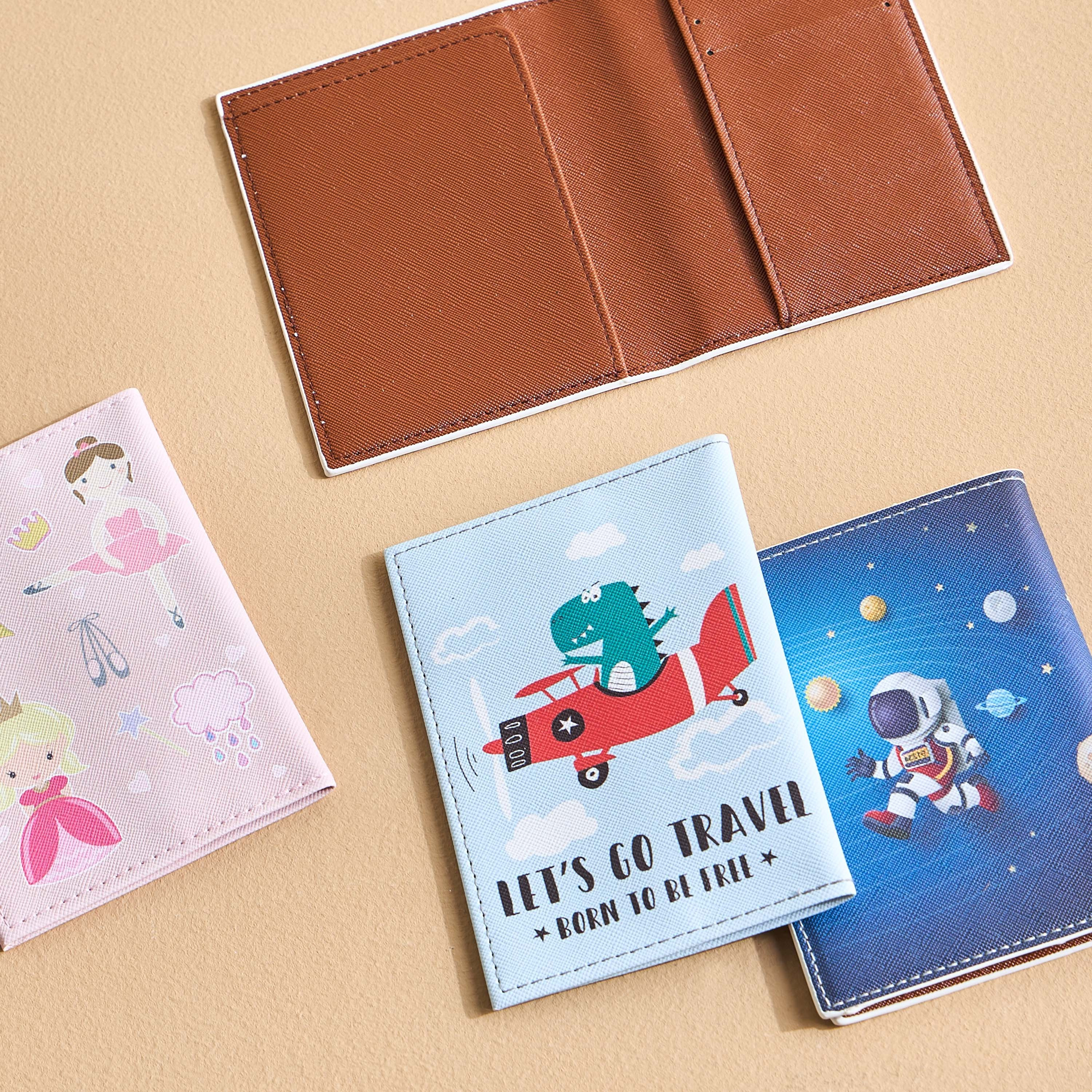 Unicorn Passport Holder-babyandkids-schoolessentials-stationery-image-3