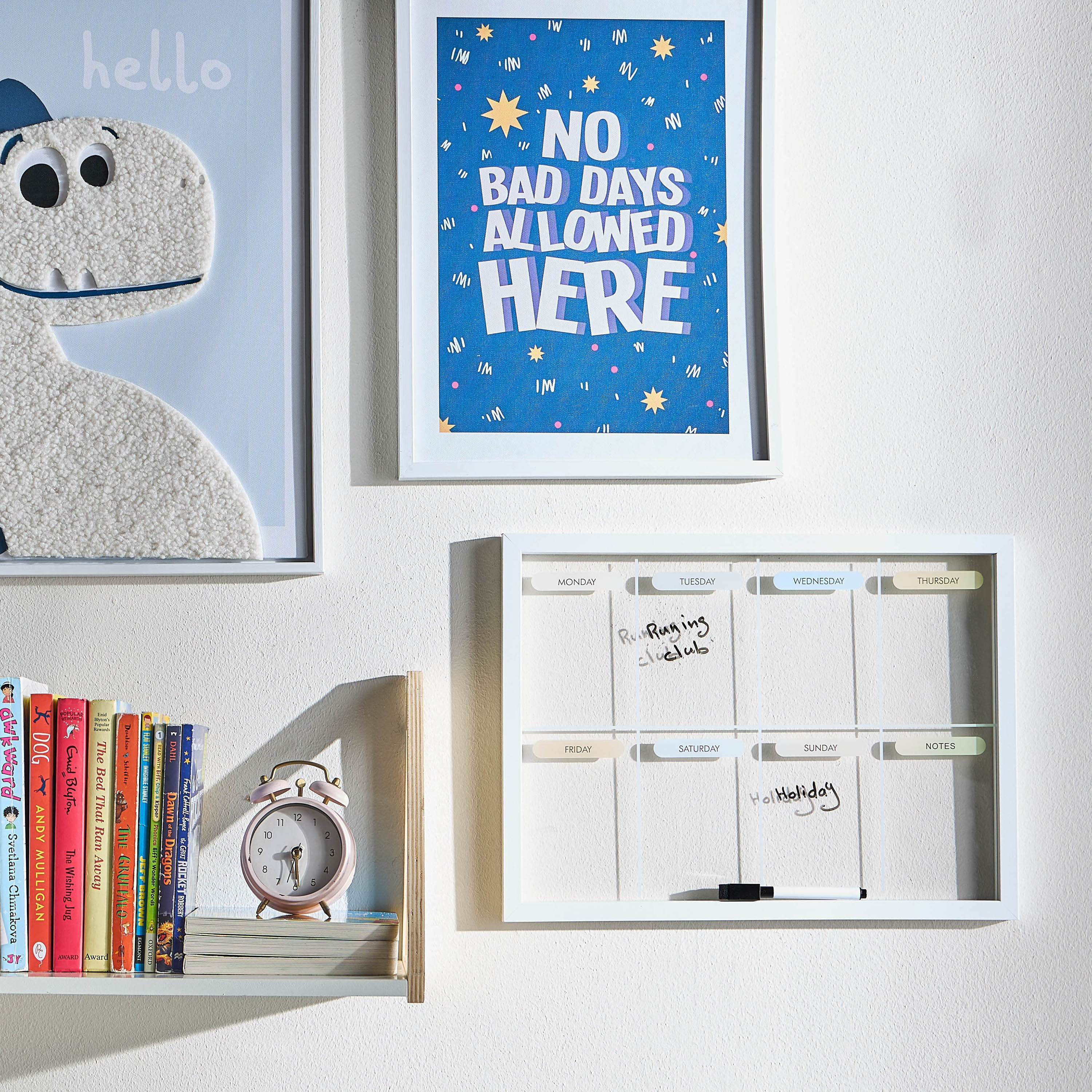 لوح أكريليك مؤطر - لوفيل-babyandkids-schoolessentials-stationery-image-3