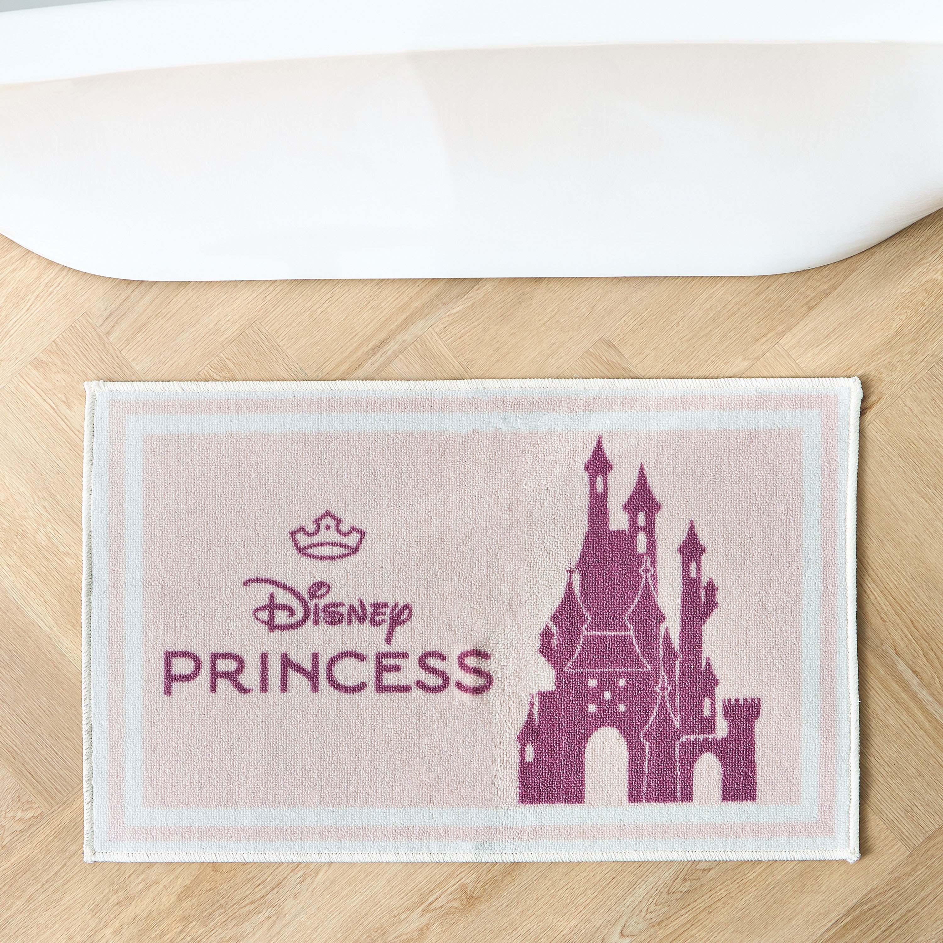 سجادة حمام بتصميم قلعة الأميرات- ديزني-babyandkids-bathandstorage-bath-bathmats-image-1