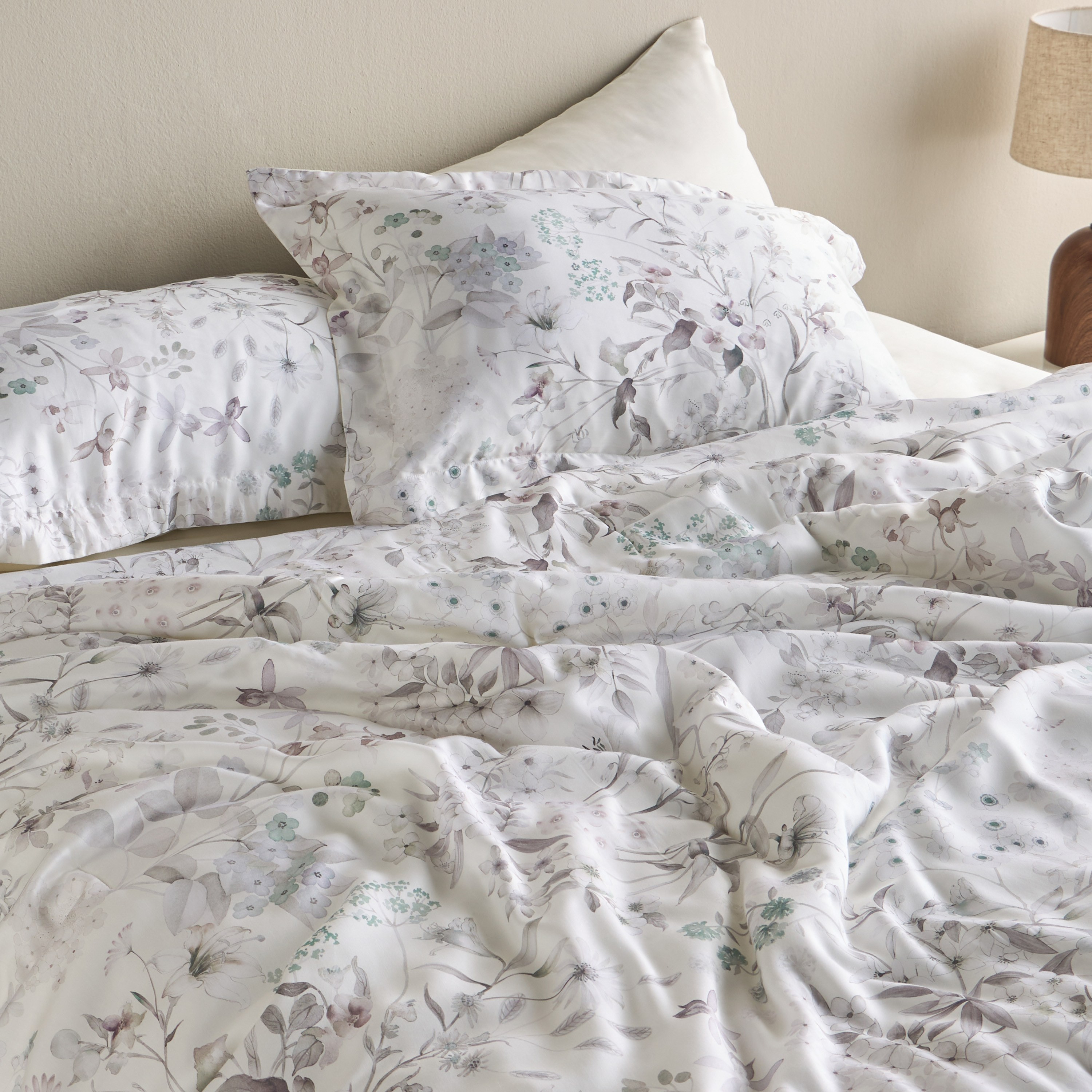 Elysiana Floral BIAB Tencel 6-Piece Super King Comforter Set - 240x260 cm-household-bedding-comfortersandbedspreads-bedinabag-image-4