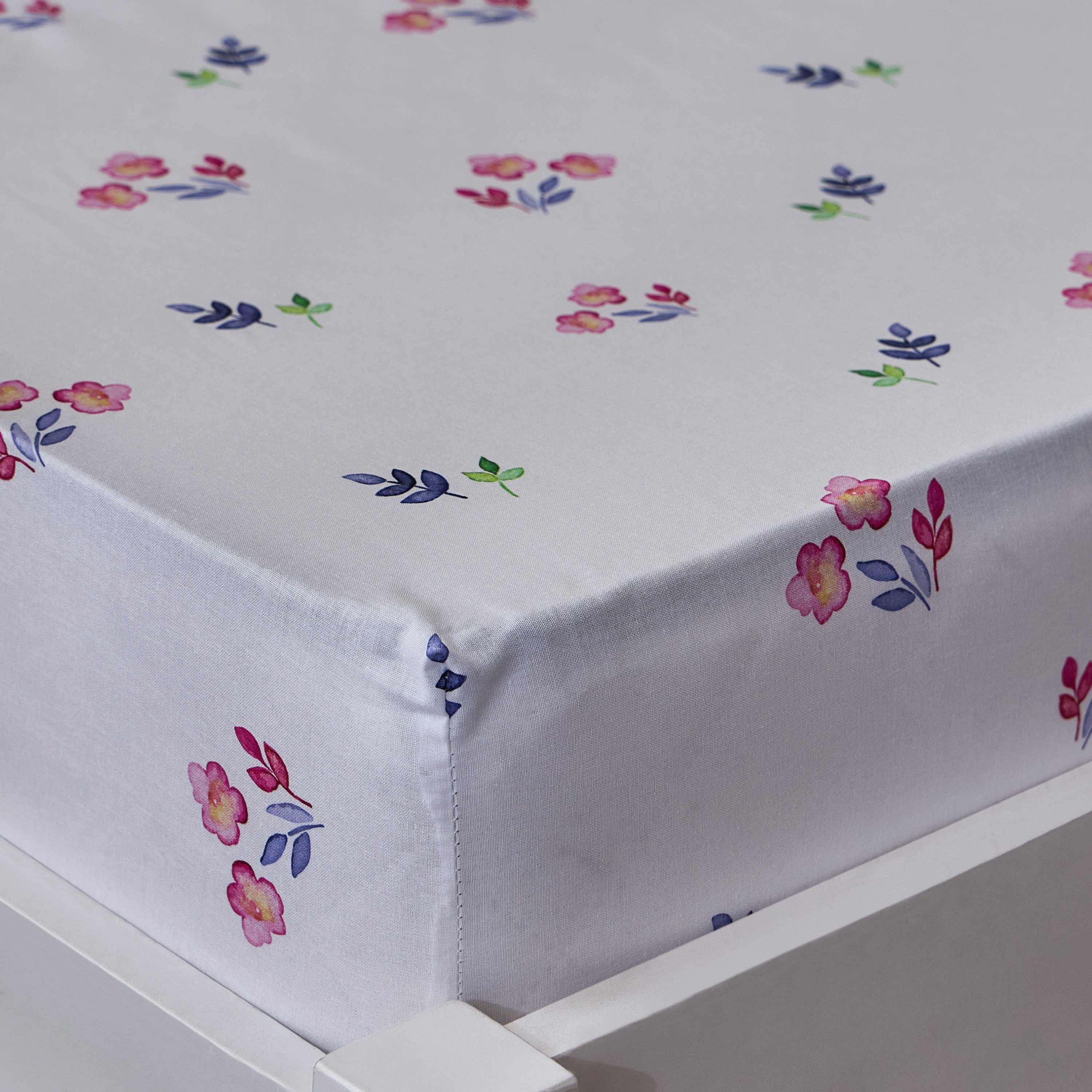 Floral and Butterfly Cotton 144 Thread Count 2-Piece Single Fitted Sheet Set - 90x200 cm-babyandkids-beddingandwindows-bedding-fittedandflatsheets-image-1