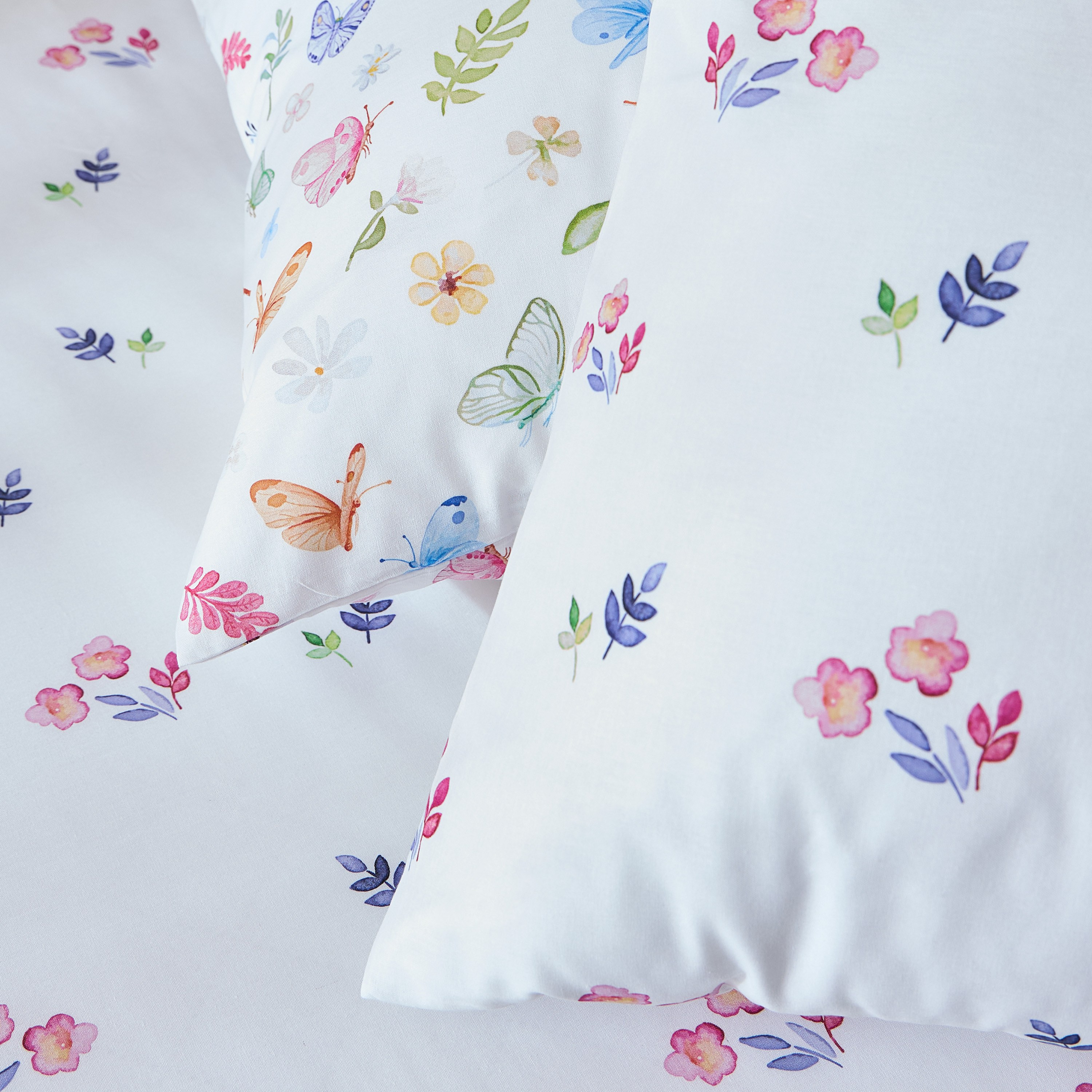 طقم شرشف مطاطي قطن بطبعات أزهار وفراشات قطعتين 144 خيط - 120x200 سم-babyandkids-beddingandwindows-bedding-fittedandflatsheets-image-3