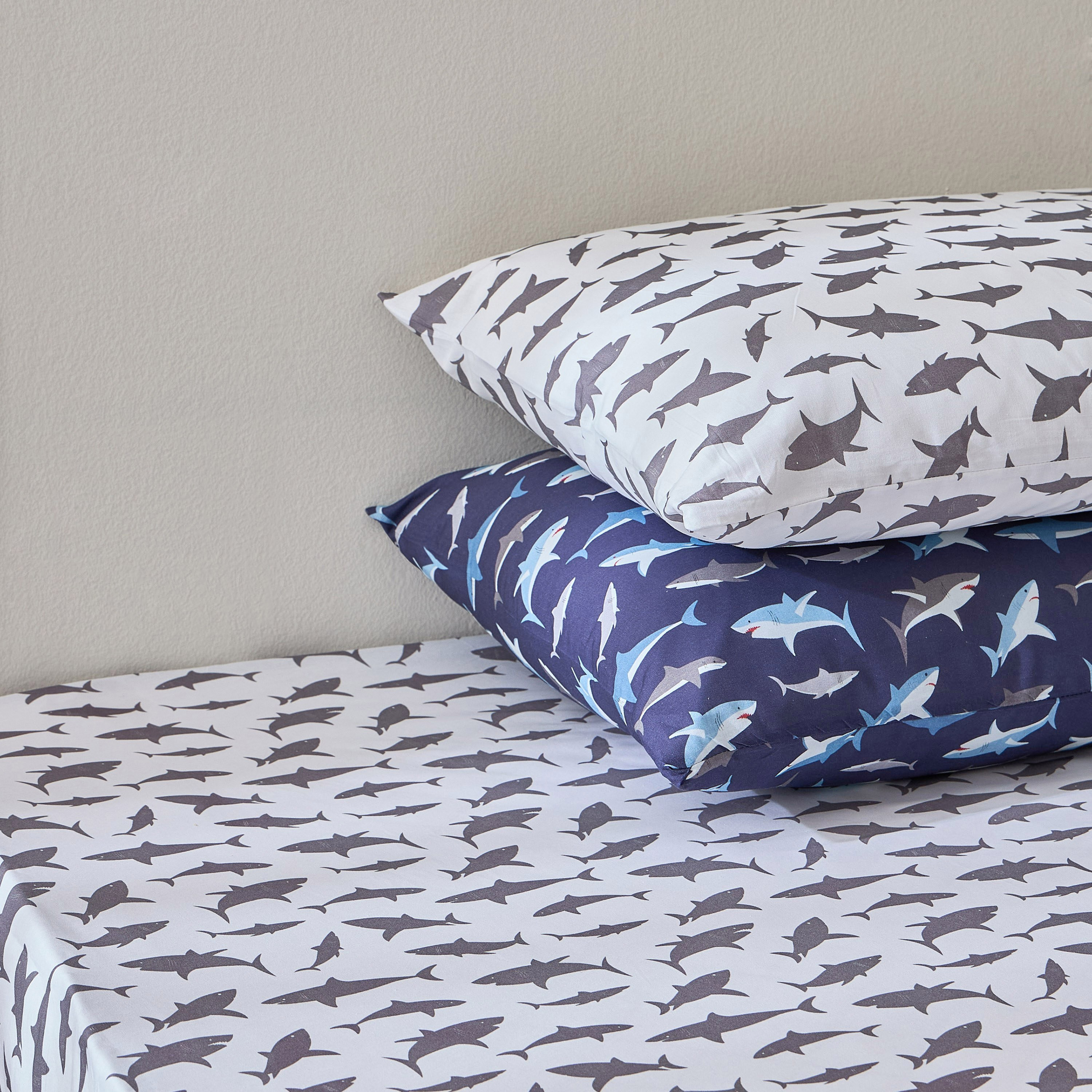 Sharks Cotton 144 Thread Count 2-Piece Full Fitted Sheet Set - 120x200 cm-babyandkids-beddingandwindows-bedding-fittedandflatsheets-image-3